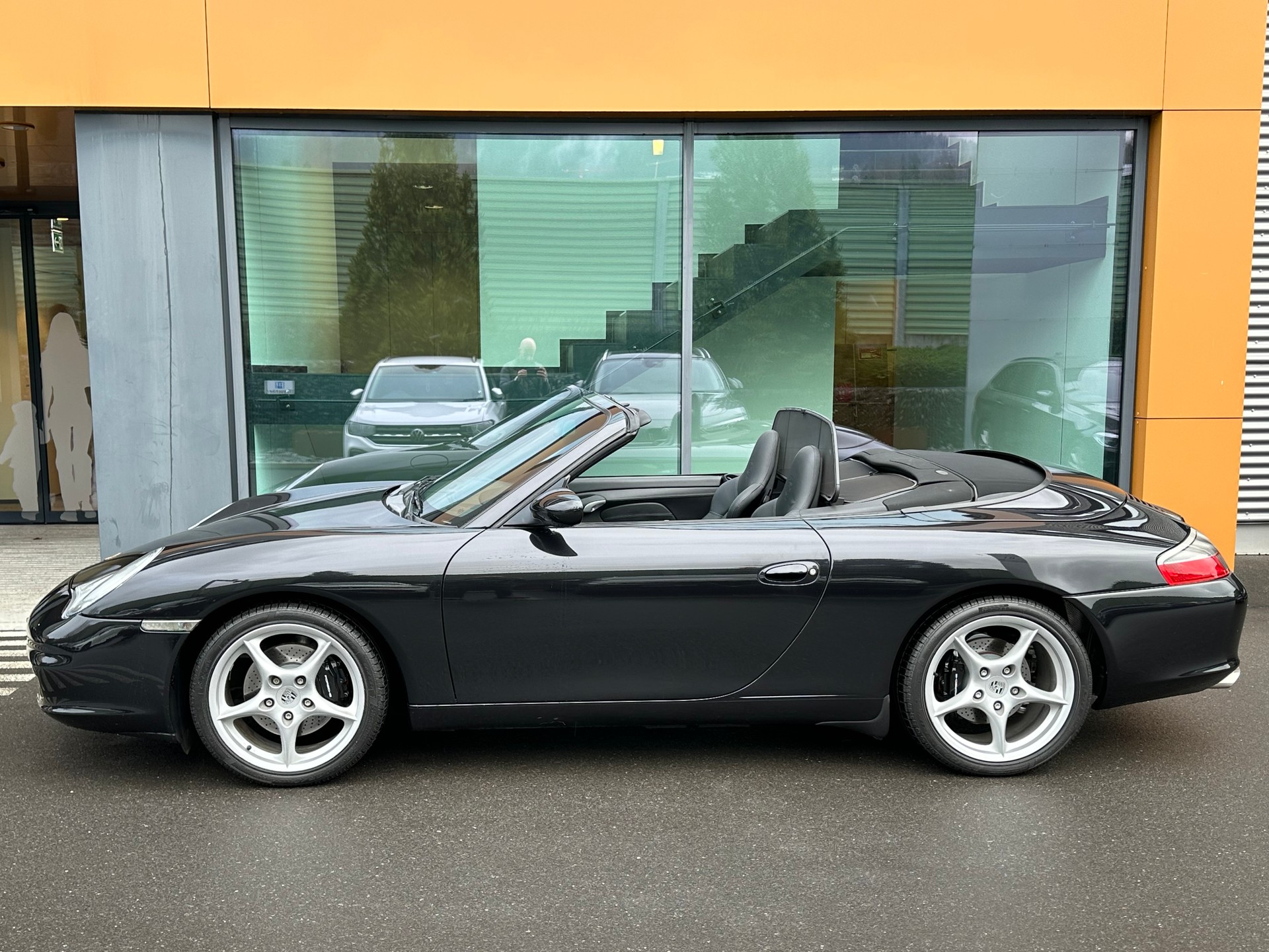 PORSCHE 911 Cabriolet 3.6 Carrera 2 / Top Zustand-image-3