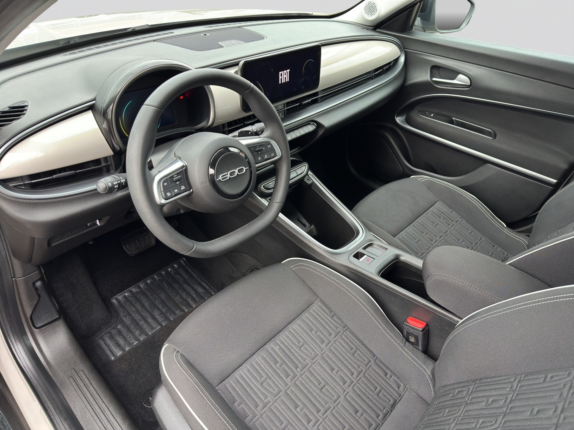 FIAT 600h MildHybrid Cult-image-6