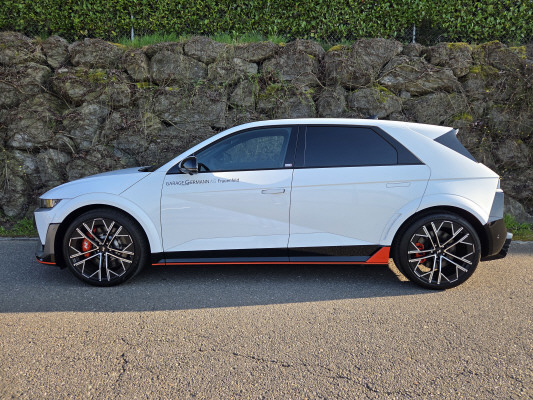 HYUNDAI Ioniq 5 N 84kWh 4WD-image-2