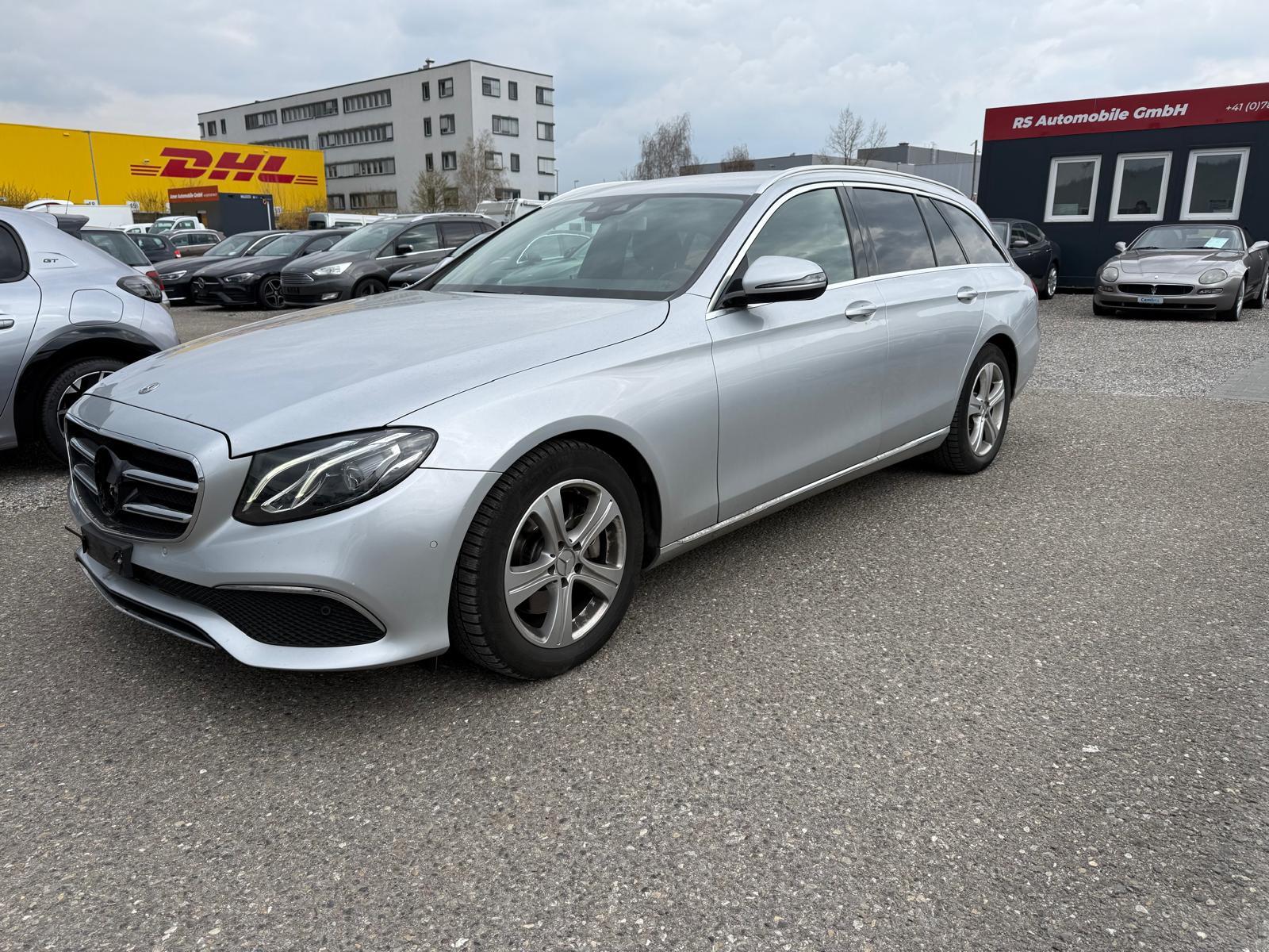 MERCEDES-BENZ E 220 d Avantgarde 4matic Kombi-image-8