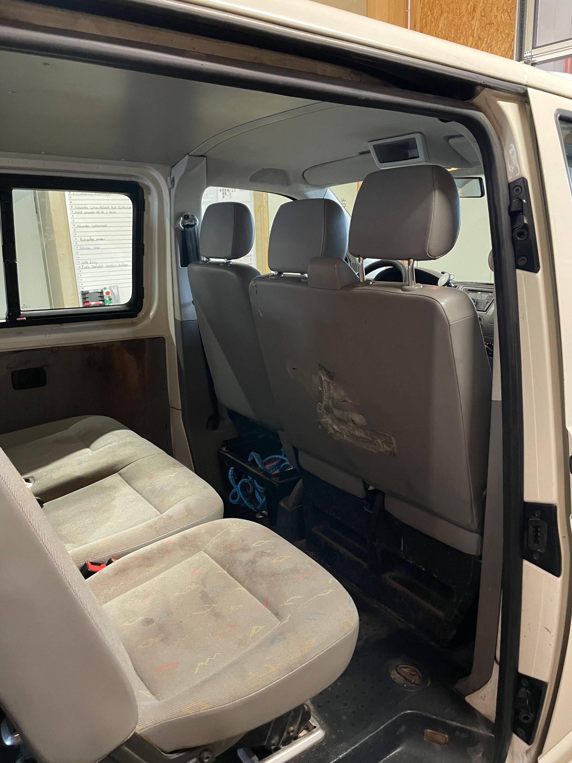 VW T5 2.5 TDI PD 4MOTION-image-4