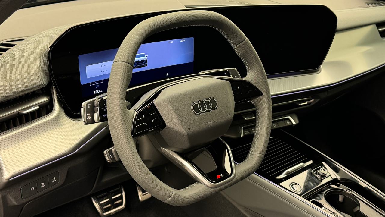 AUDI Q3 Sportback TFSI quattro S line 150 kW S-tronic-image-6