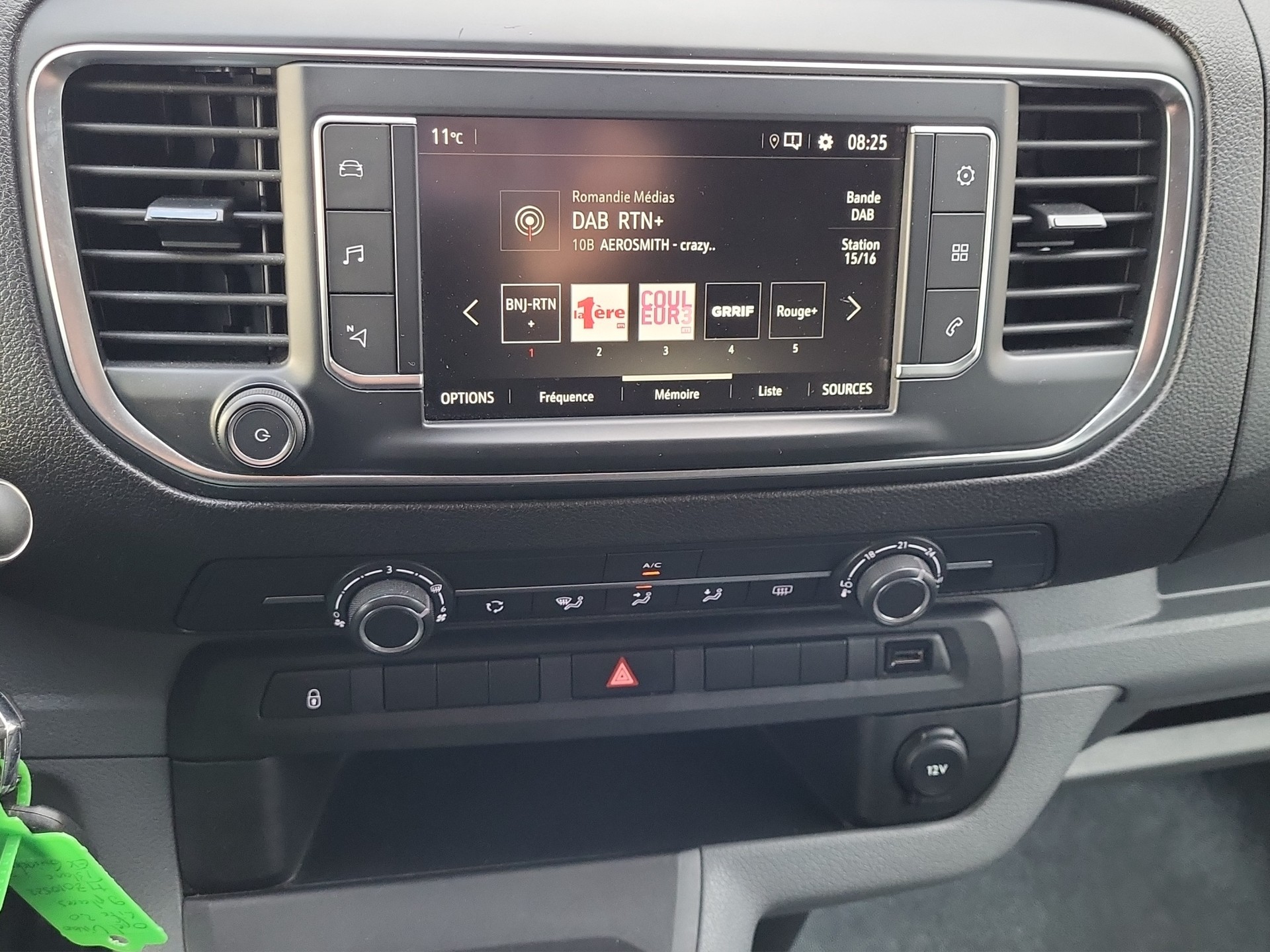 OPEL Vivaro Combi 2.0 Essential M-image-6