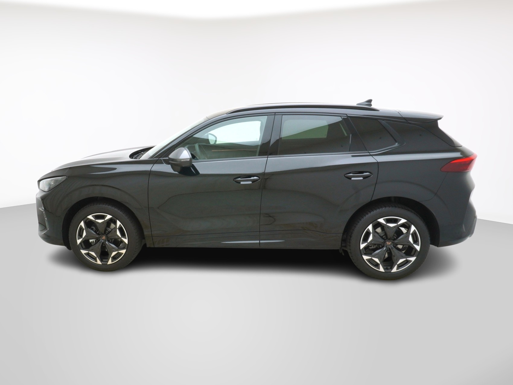 CUPRA Terramar 1.5 eTSI DSG-image-1