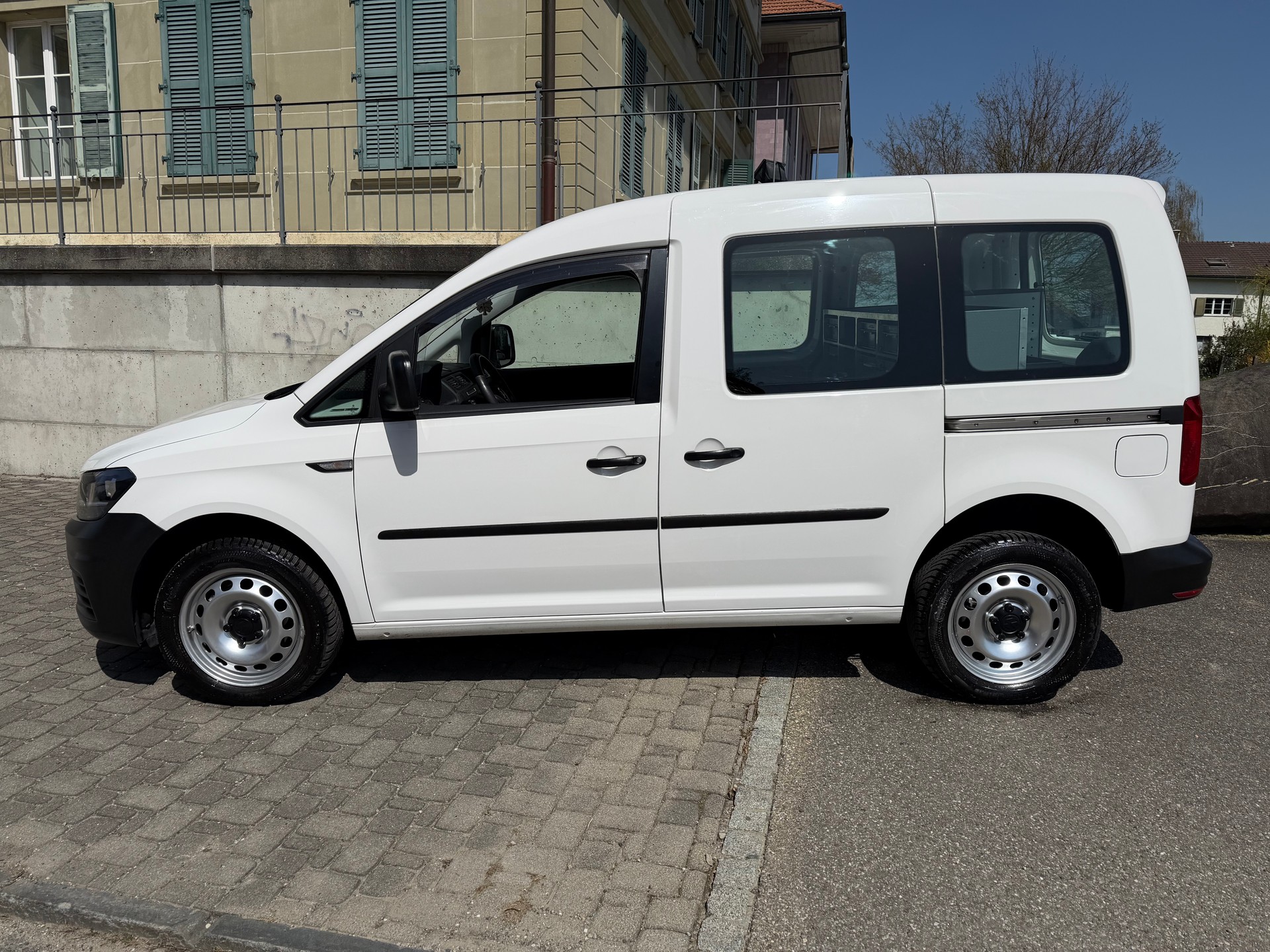 VW CADDY-image-3
