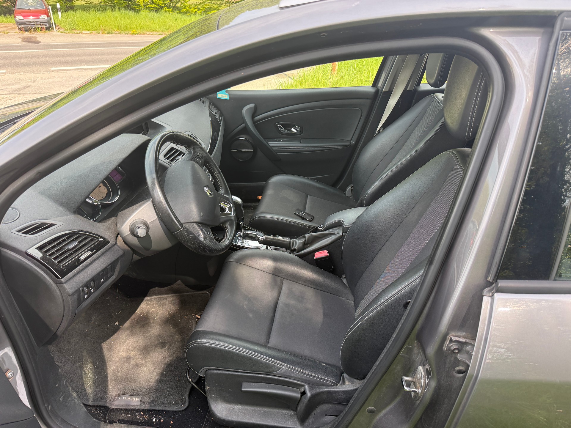 RENAULT Mégane Grandtour 1.5 dCi Bose EDC-image-10