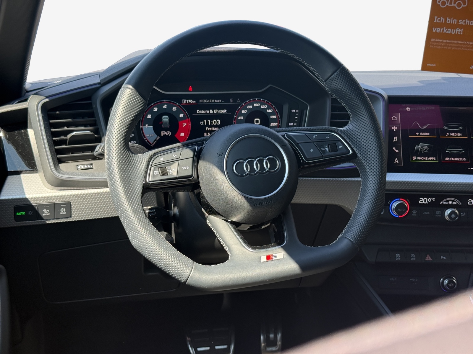 AUDI A1 Sportback 35 TFSI S Line S-tronic-image-9