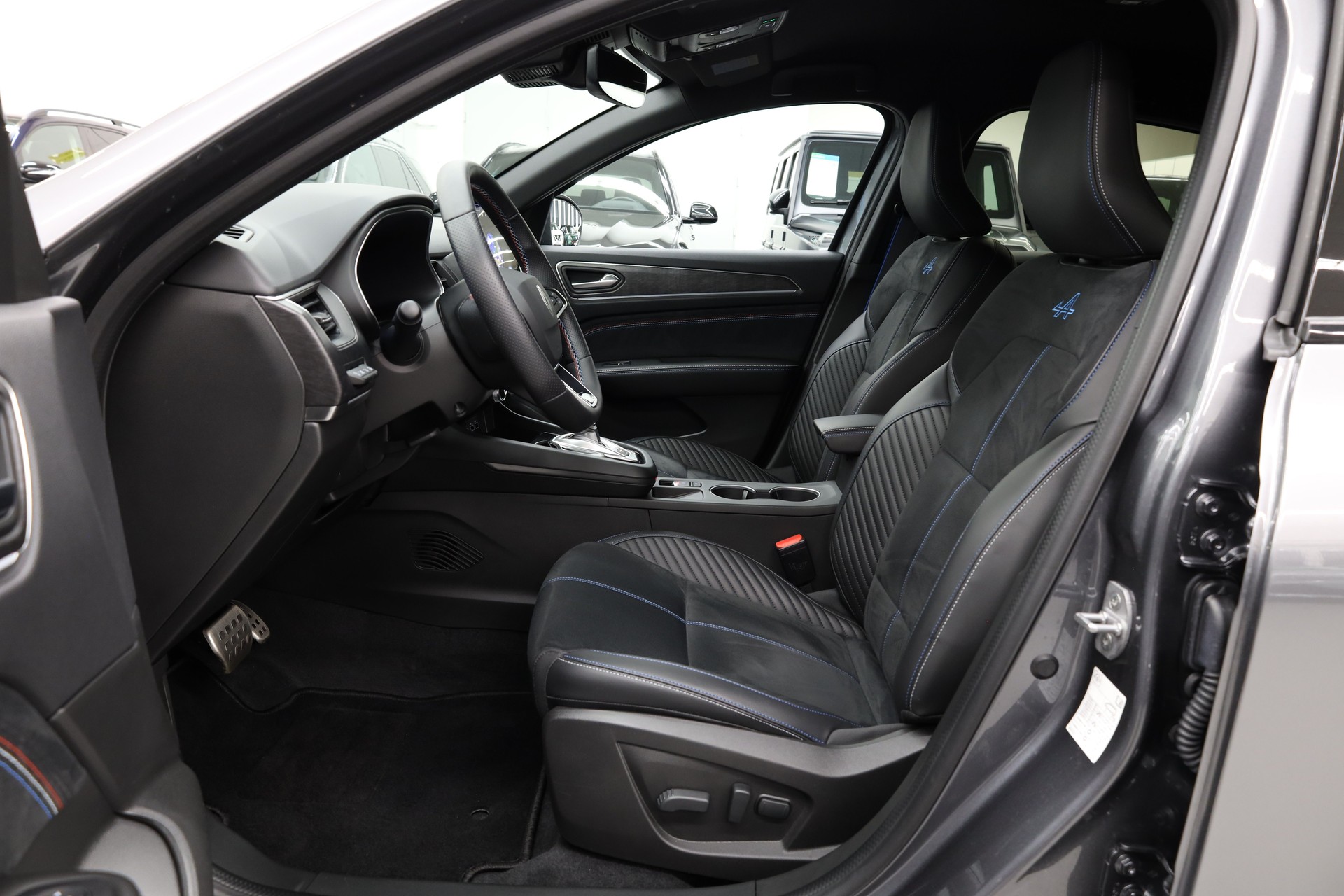 RENAULT Arkana 1.6 E-Tech esprit Alpine-image-12