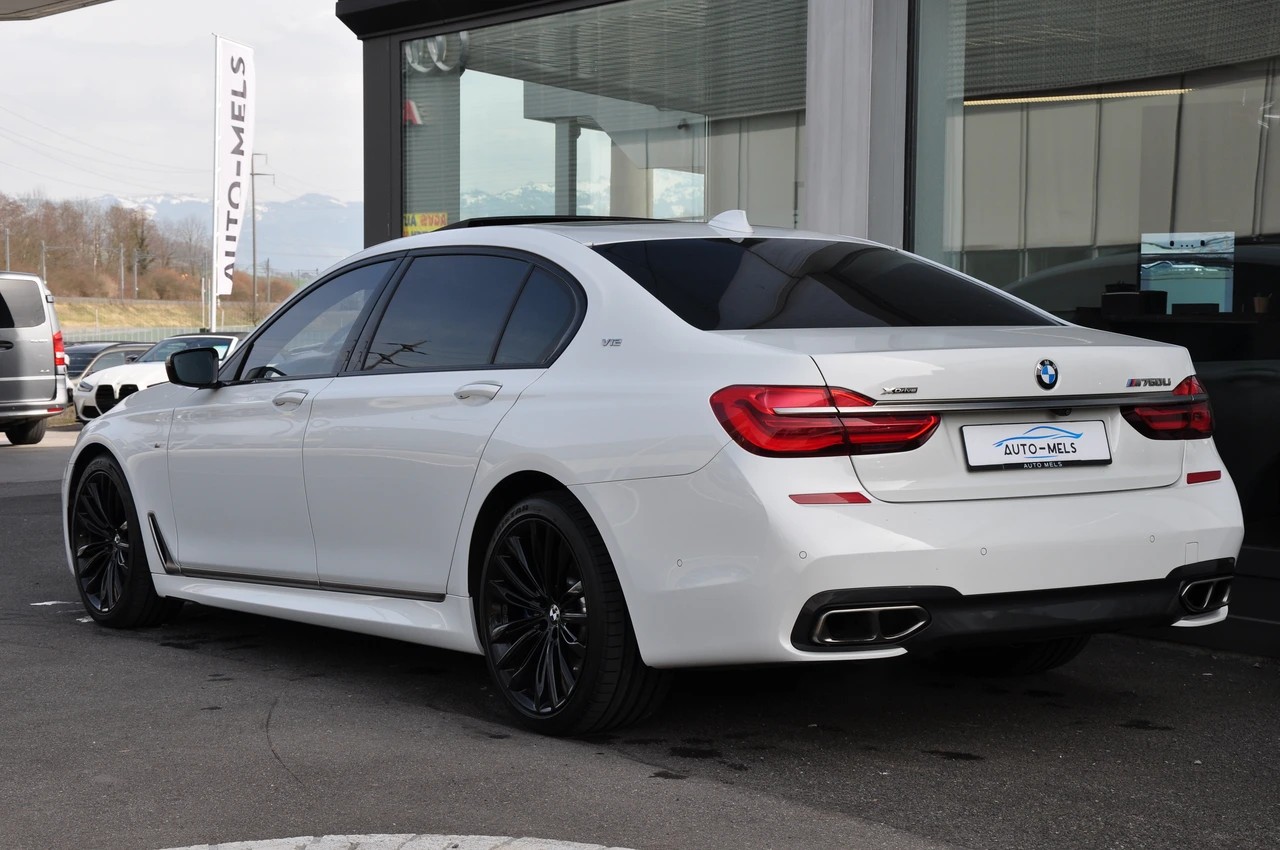 BMW M760Li xDrive Steptronic-image-8