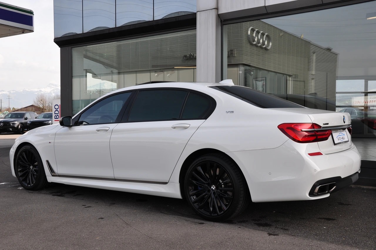 BMW M760Li xDrive Steptronic-image-7