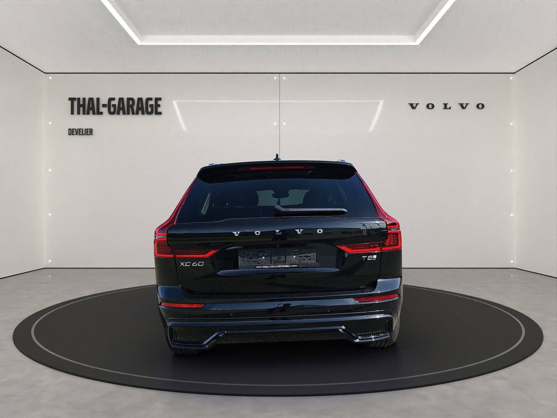 VOLVO XC60 2.0 T8 TE Ultra Dark eAWD-image-3