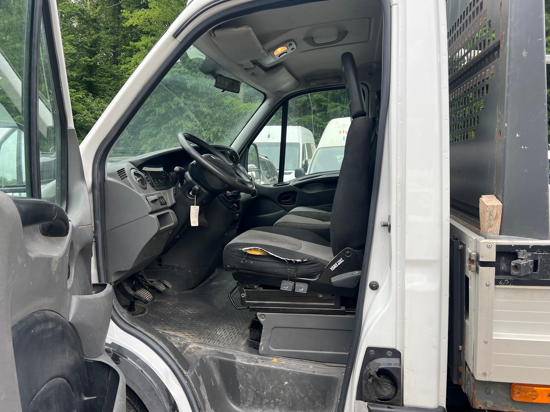 IVECO 35 S 15-image-4