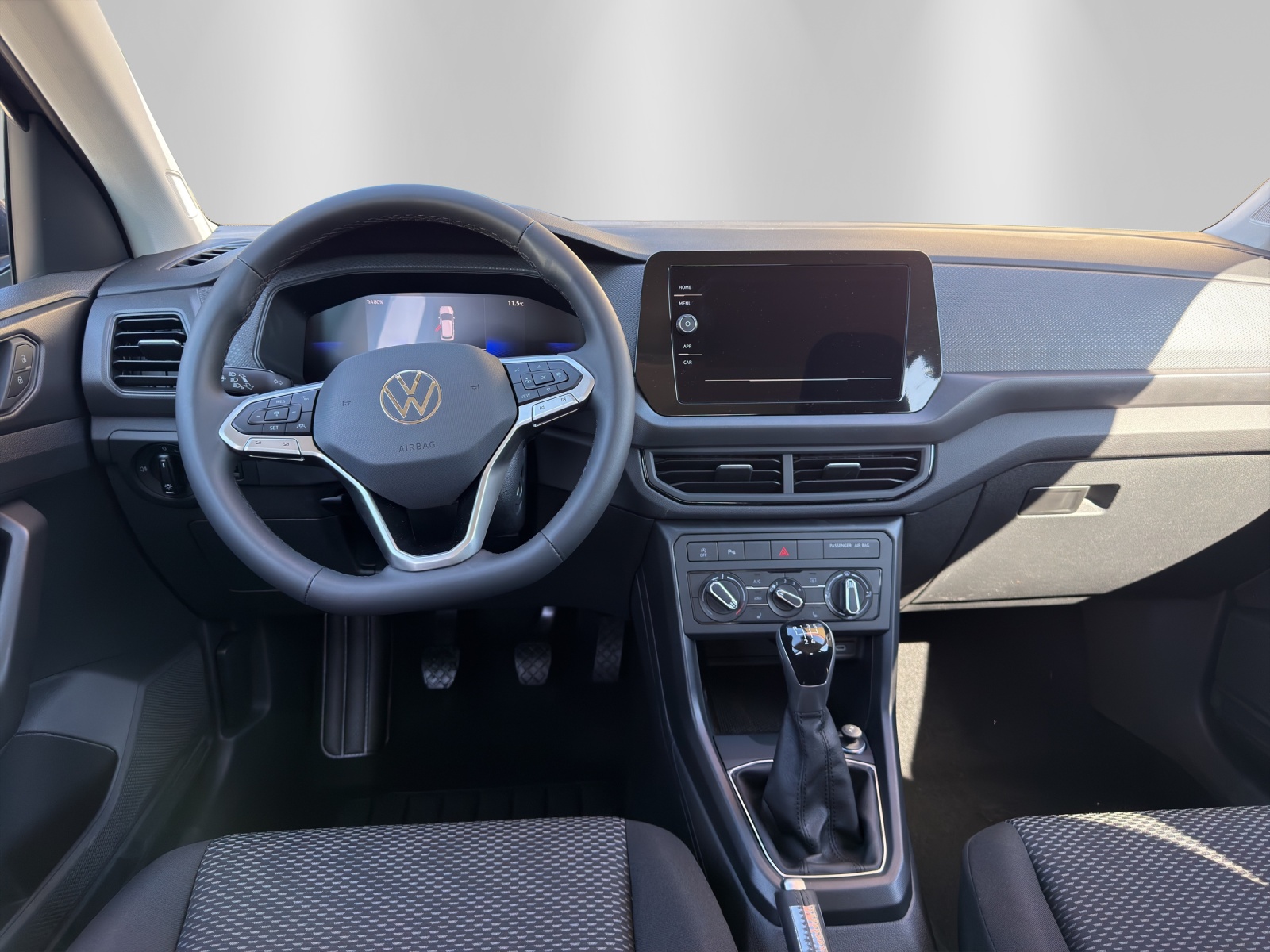 VW T-Cross 1.0 TSI-image-9