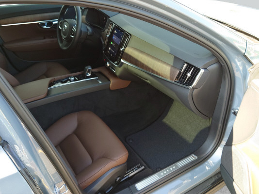 VOLVO V90 CC B6 MHD Plus AWD-image-6