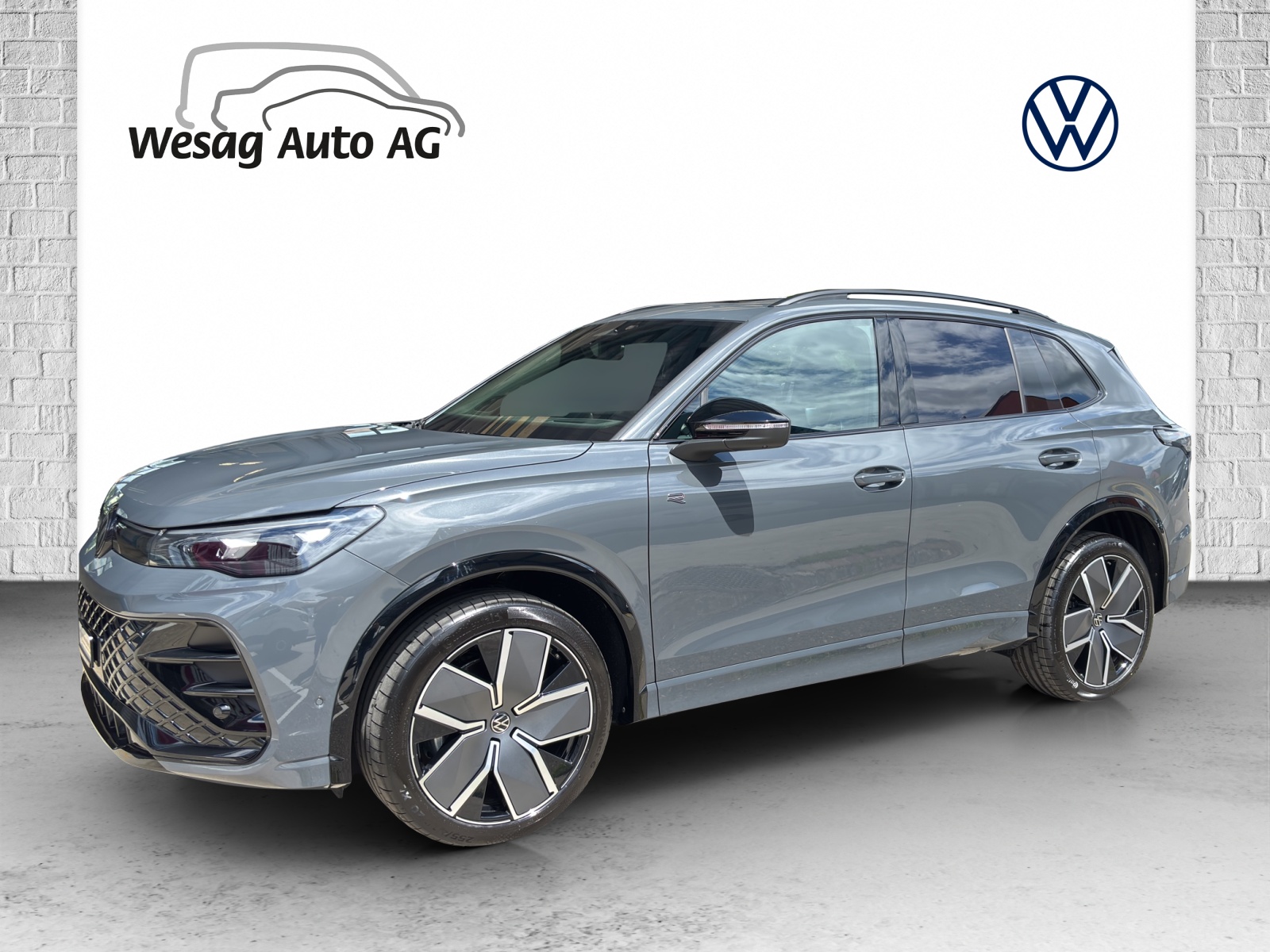 VW Tiguan 2.0 TSI DSG R-Line 4Motion-image-6