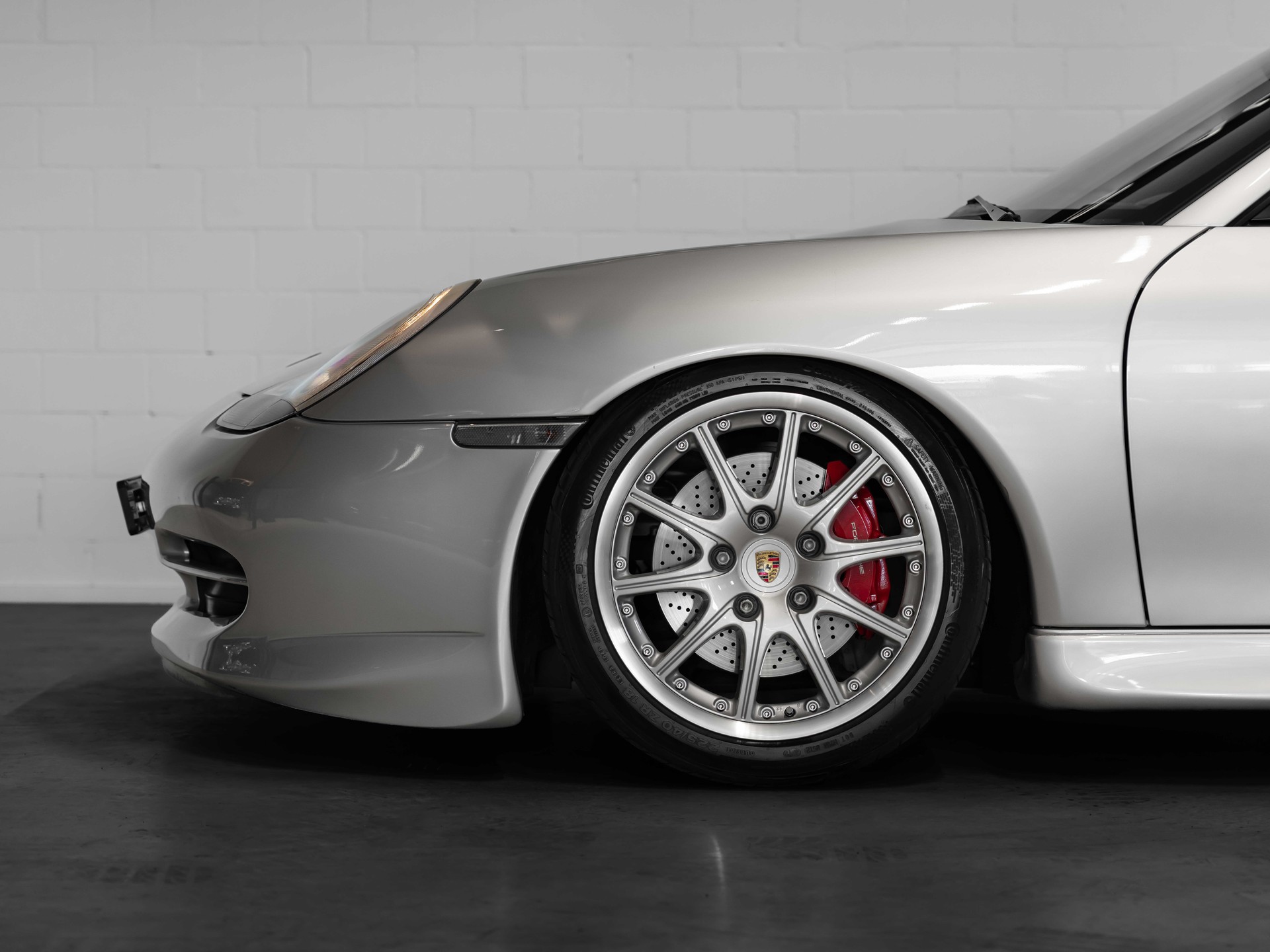 PORSCHE 911 GT3-image-18