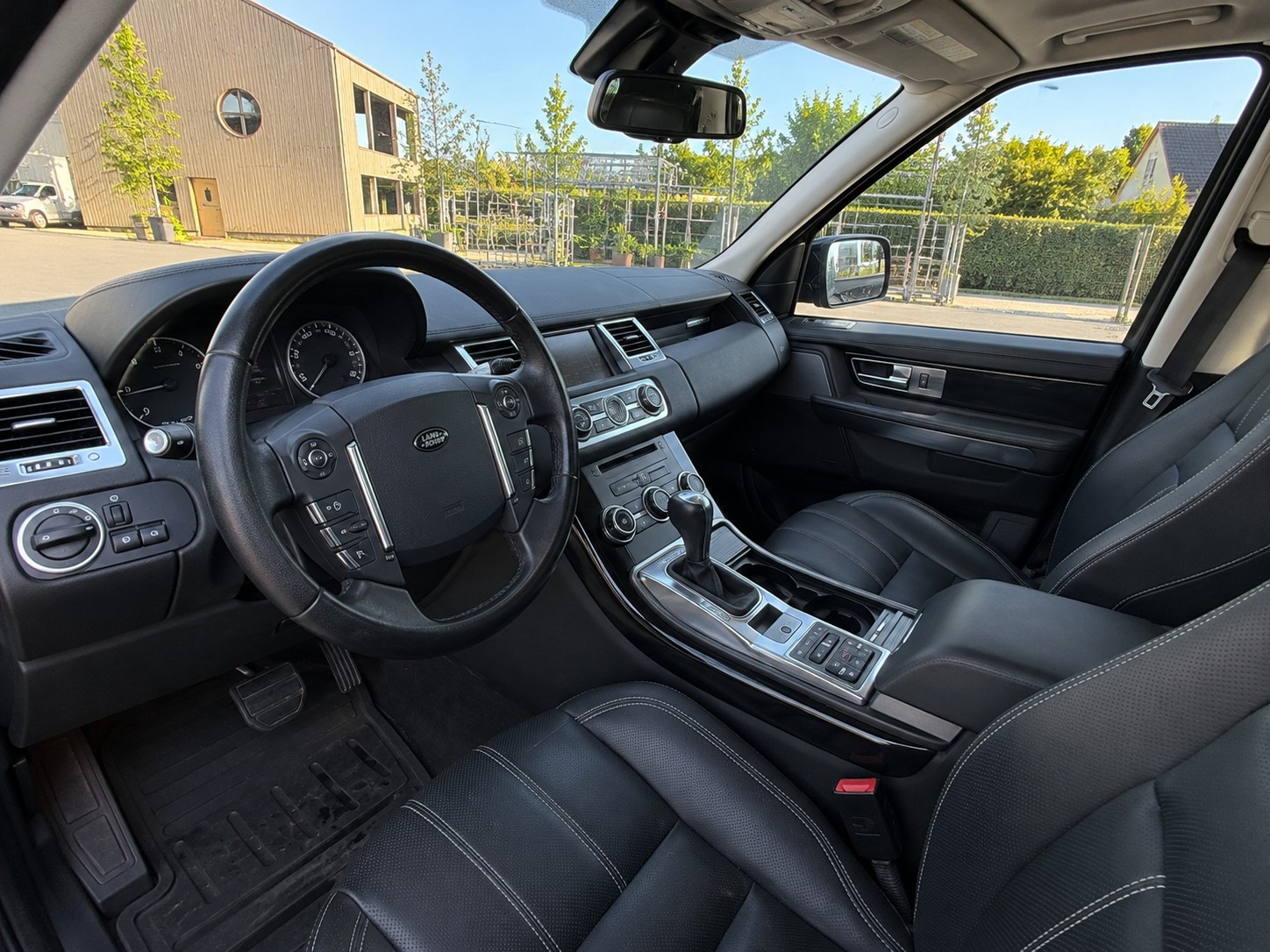 LAND ROVER Range Rover Sport 5.0 V8-image-6