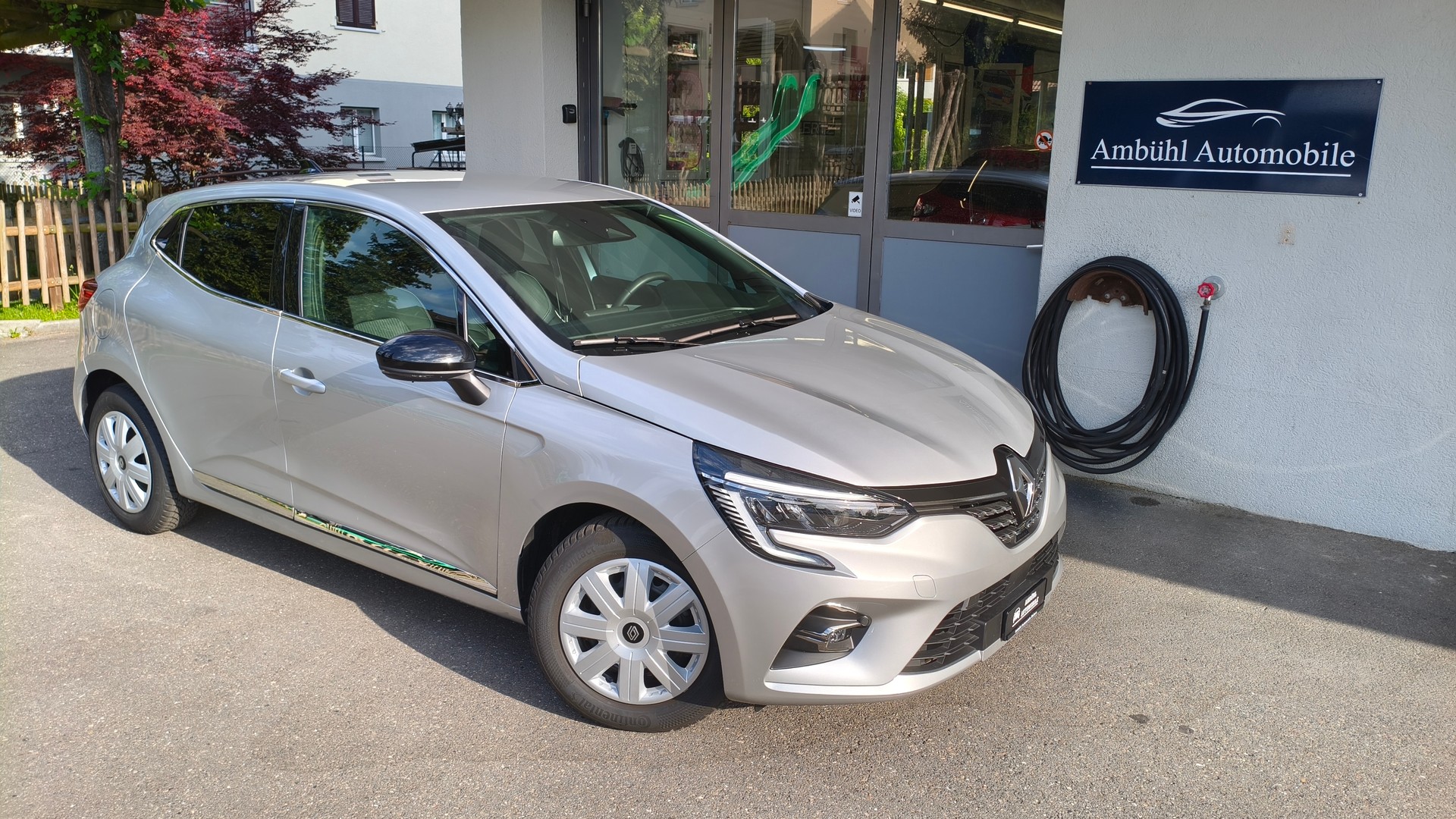 RENAULT Clio 1.0 Techno CVT