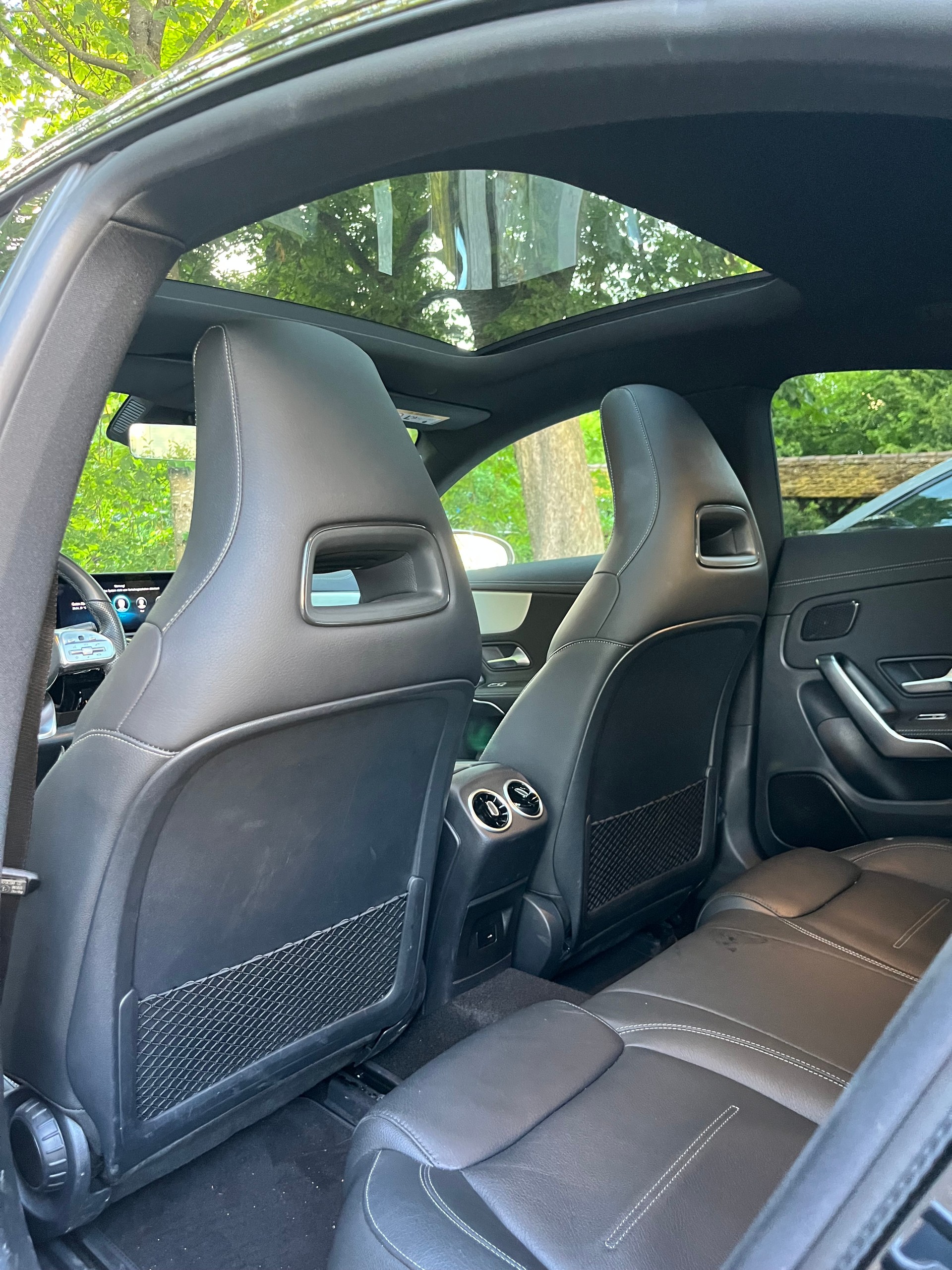 MERCEDES-BENZ CLA 200 AMG Line 4matic-image-5