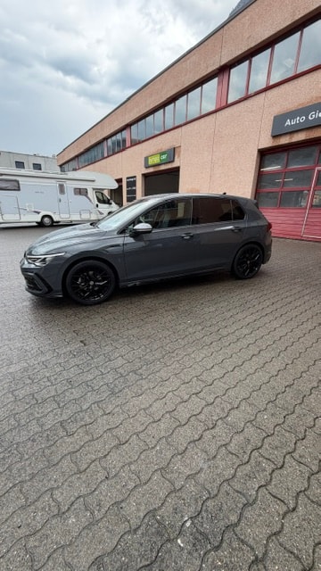 VW Golf 1.5 eTSI mHEV ACT R-Line DSG-image-3