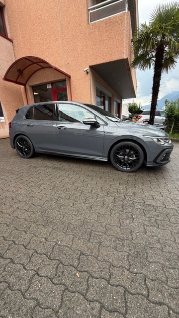 VW Golf 1.5 eTSI mHEV ACT R-Line DSG-image-7