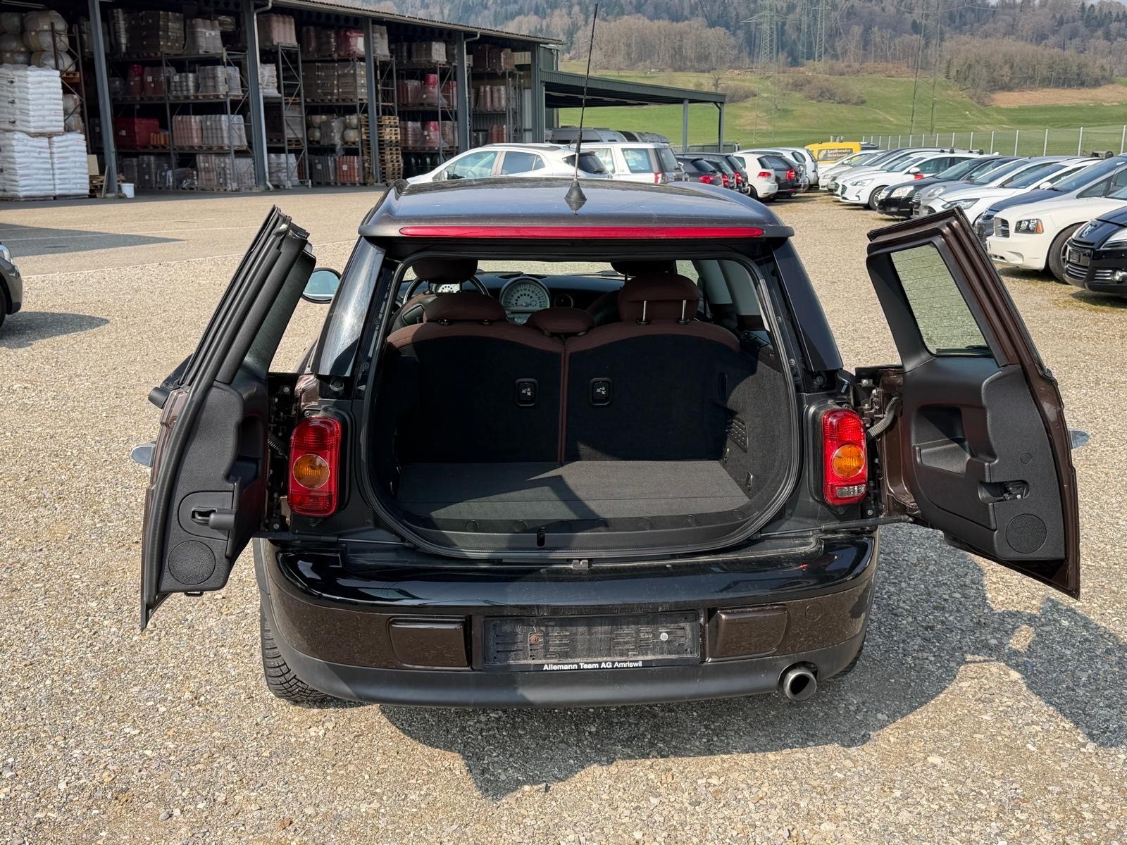 MINI Clubman Cooper-image-10