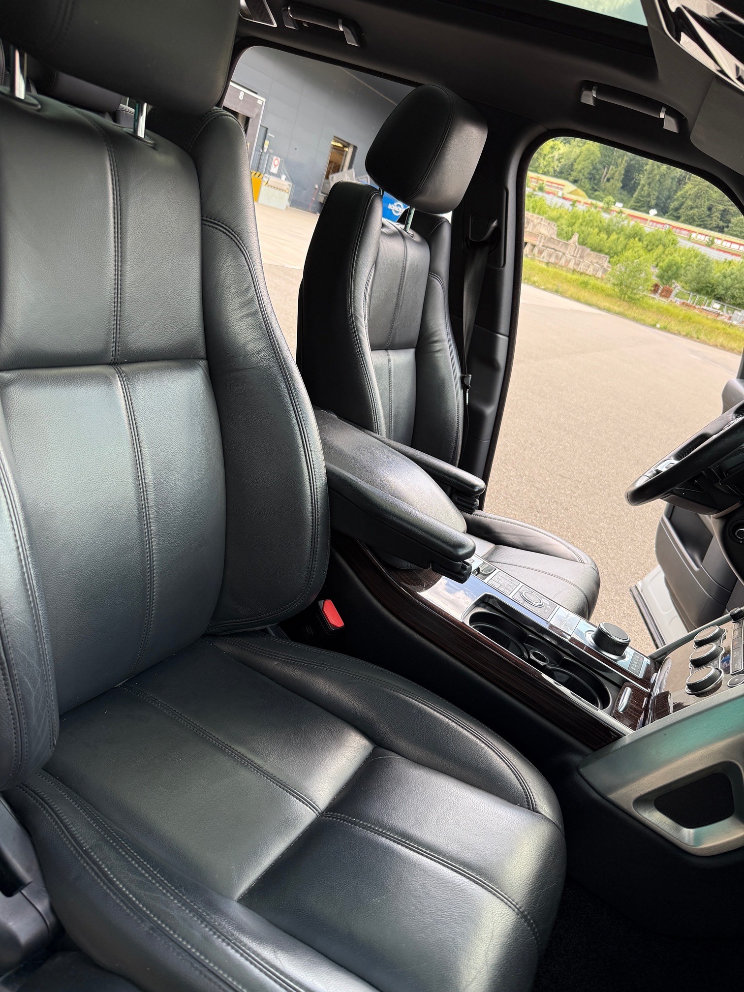 LAND ROVER Range Rover 3.0 TDV6 Vogue Automatic Direkt ab Eintausch zum Fixpreis-image-11