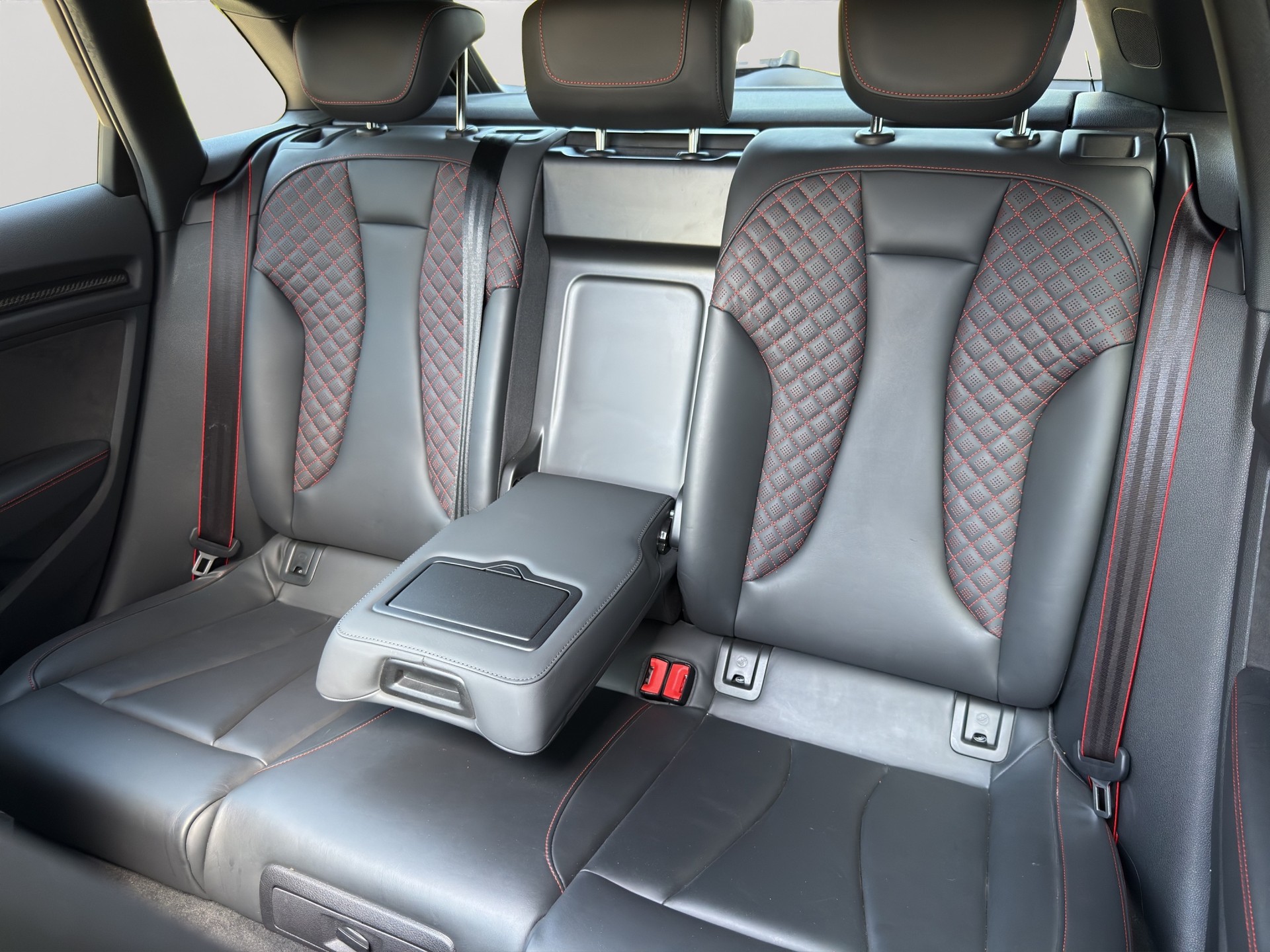 AUDI RS3 ABT 440 ch Sportback 2.5 TSI Quattro-image-3