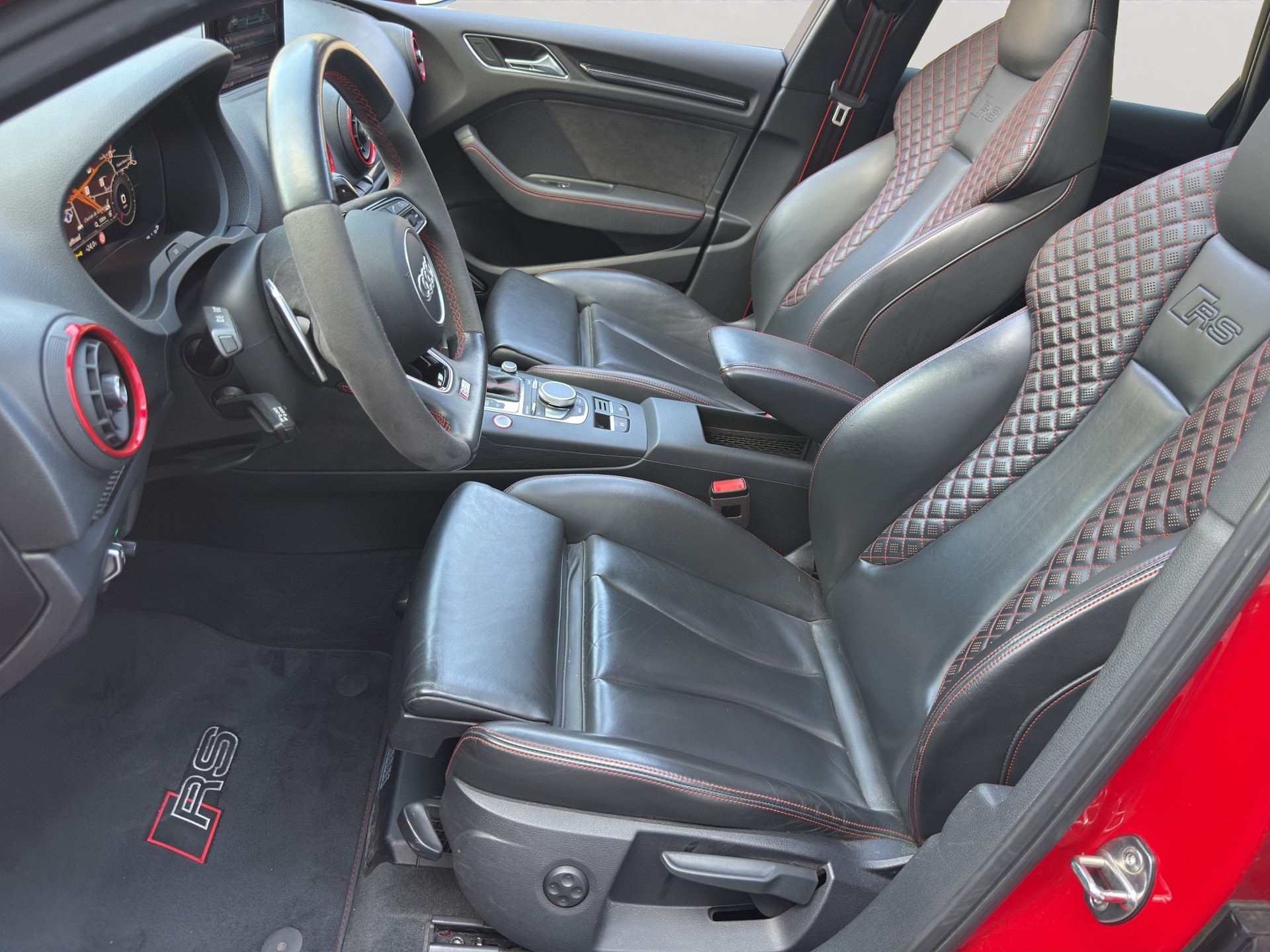 AUDI RS3 ABT 440 ch Sportback 2.5 TSI Quattro-image-4