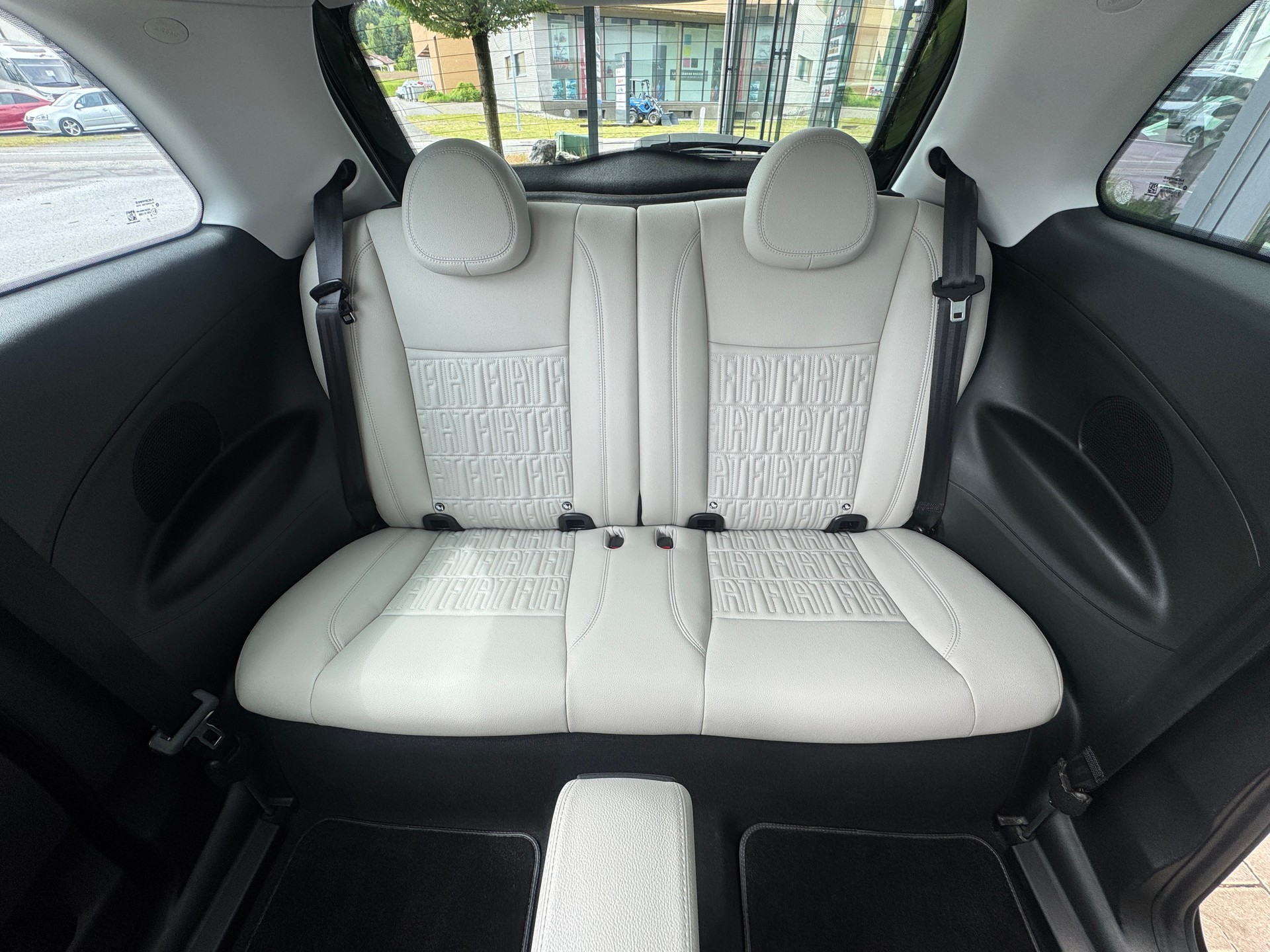 FIAT 500 electric 87 kW La Prima-image-10