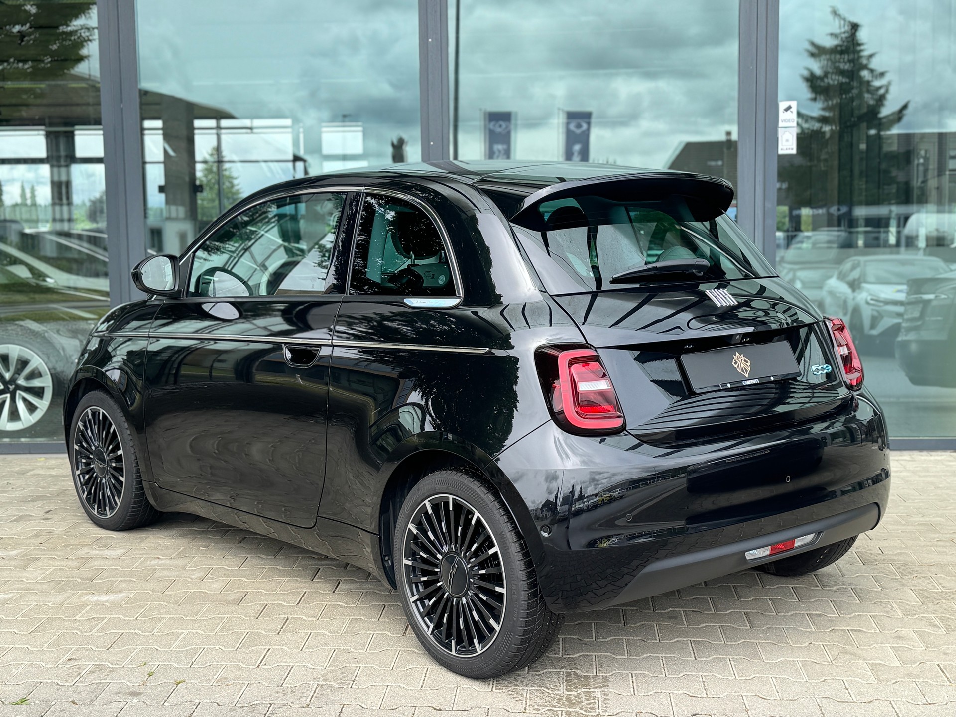 FIAT 500 electric 87 kW La Prima-image-3