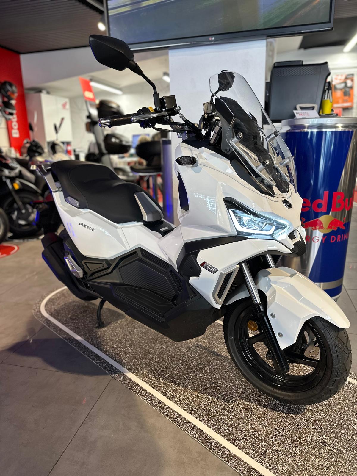 SYM ADX 125-showroom-element-1
