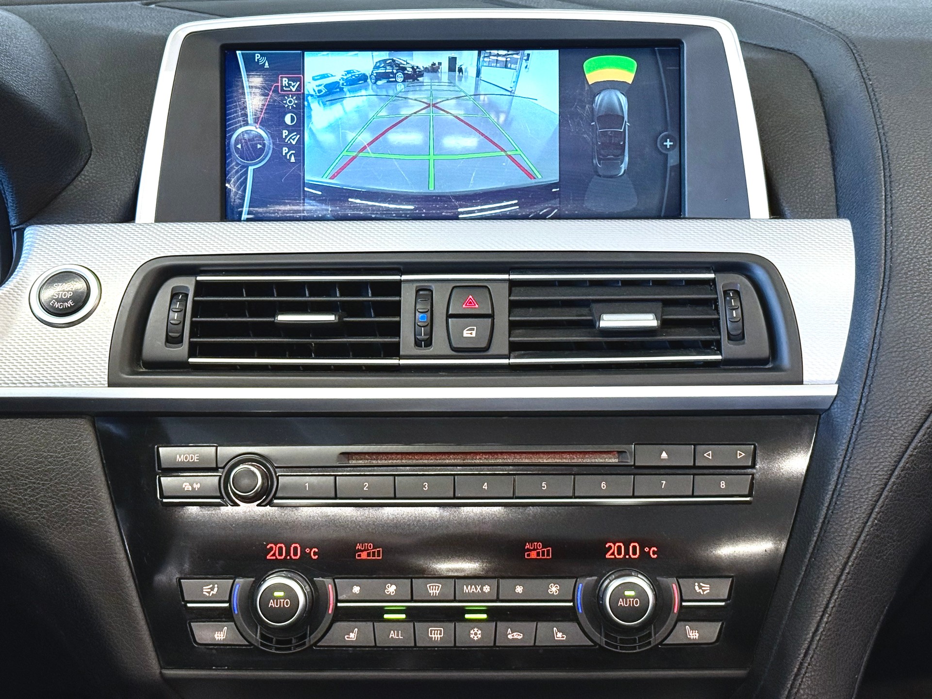 BMW 650i Cabrio-image-13