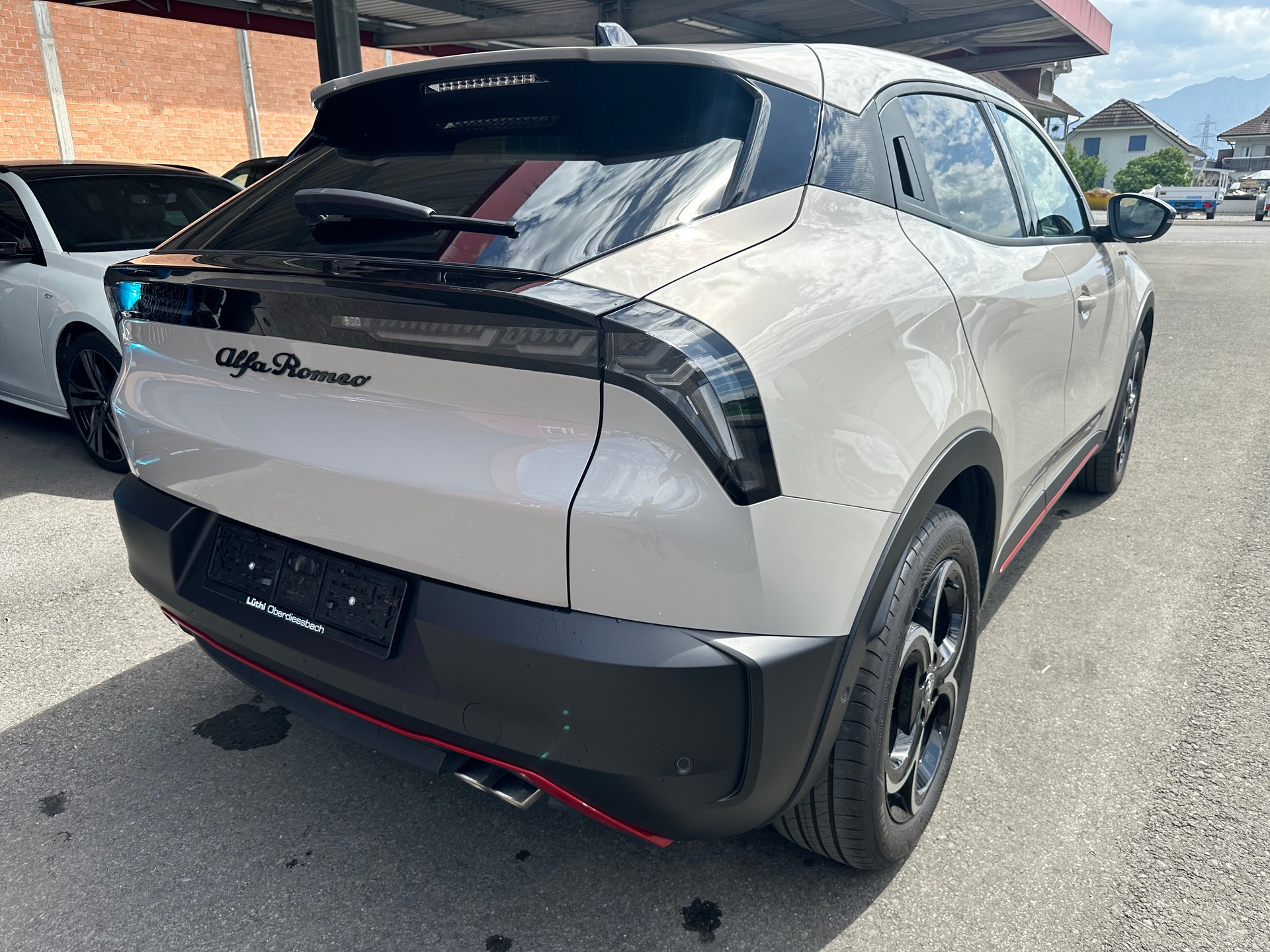 ALFA ROMEO Junior 1.2 48V Hybrid Speciale Pack Tech-image-3