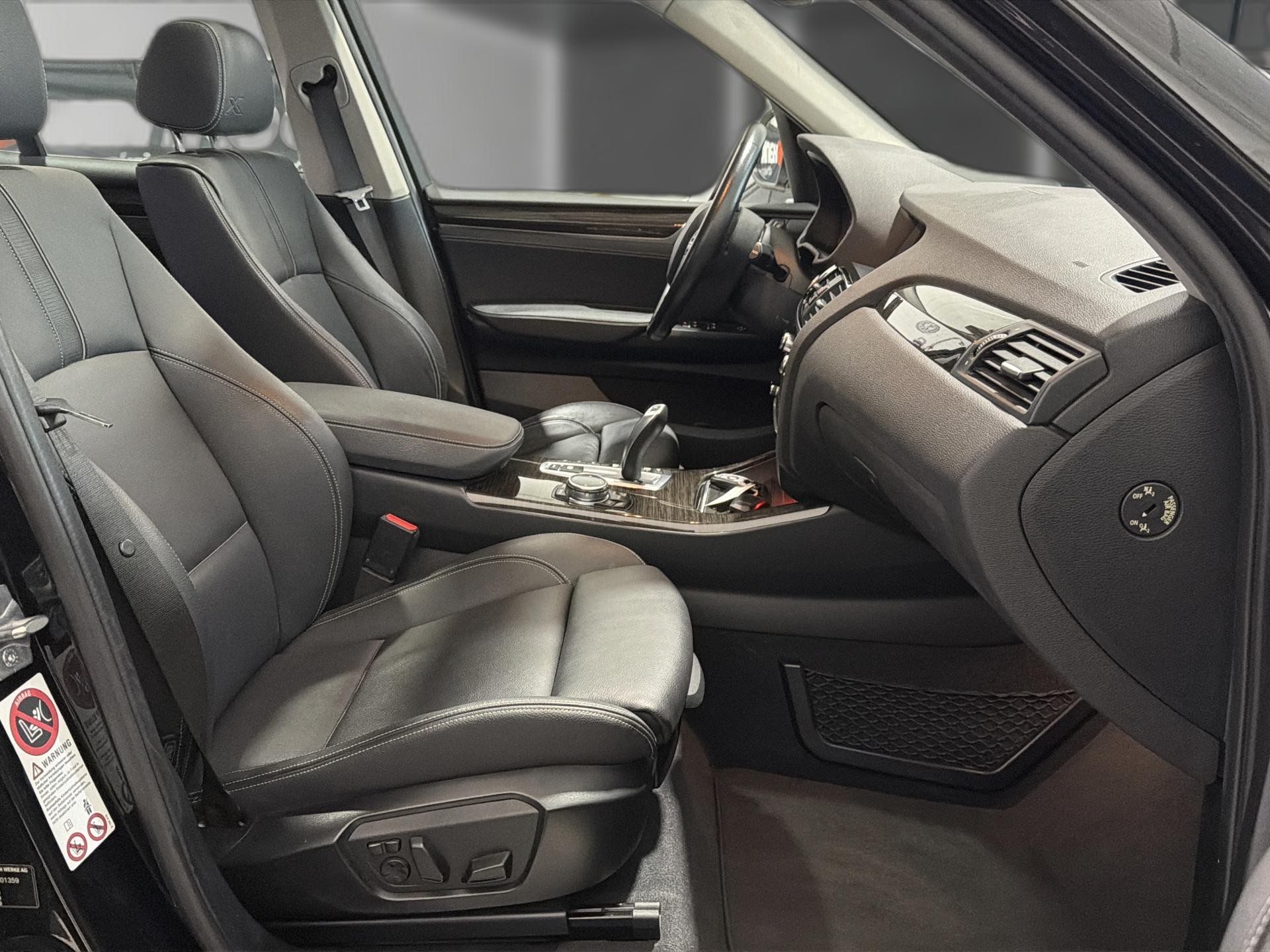 BMW X3 xDrive 20d xLine Steptronic-image-11