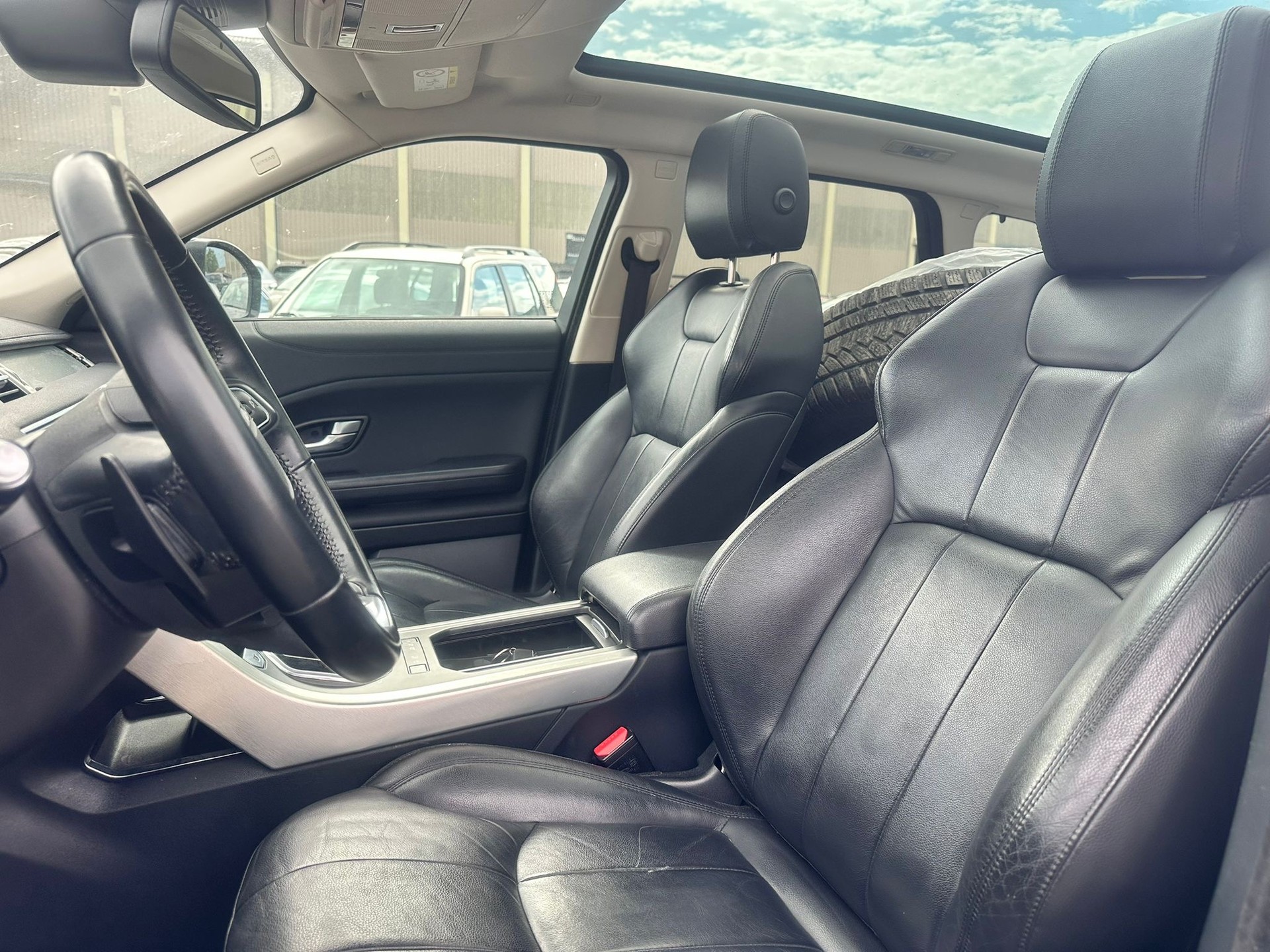 LAND ROVER Range Rover Evoque 2.0 TD4 HSE Dynamic AT9-image-7