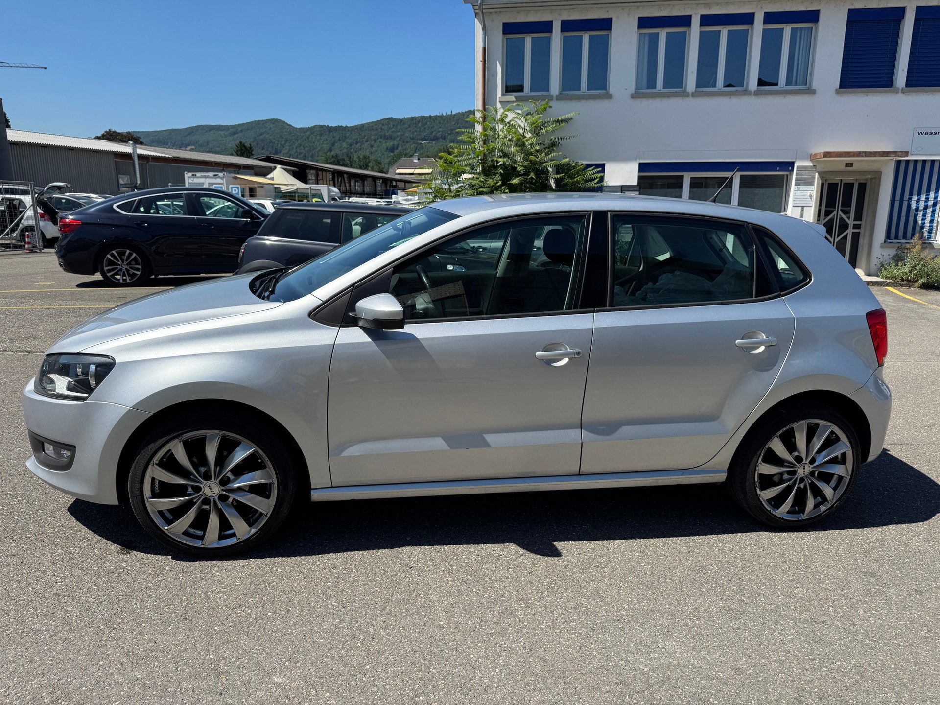 VW Polo 1.4 16V Trendline-image-7