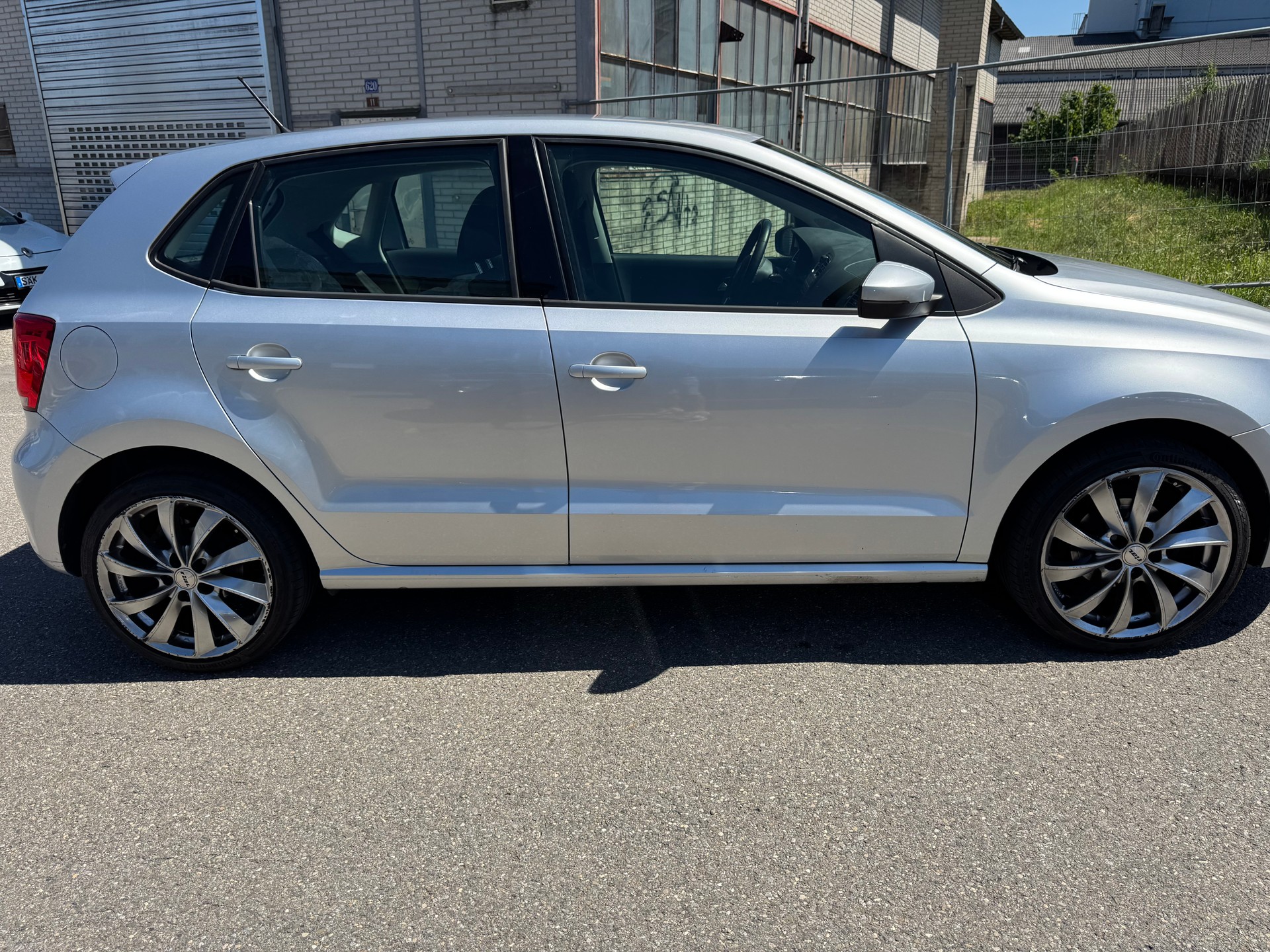 VW Polo 1.4 16V Trendline-image-3