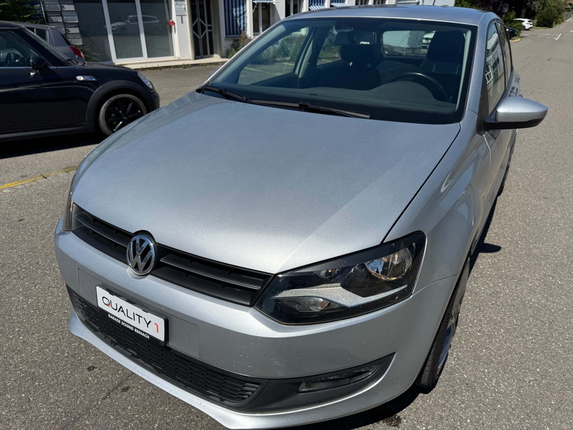 VW Polo 1.4 16V Trendline-image-8