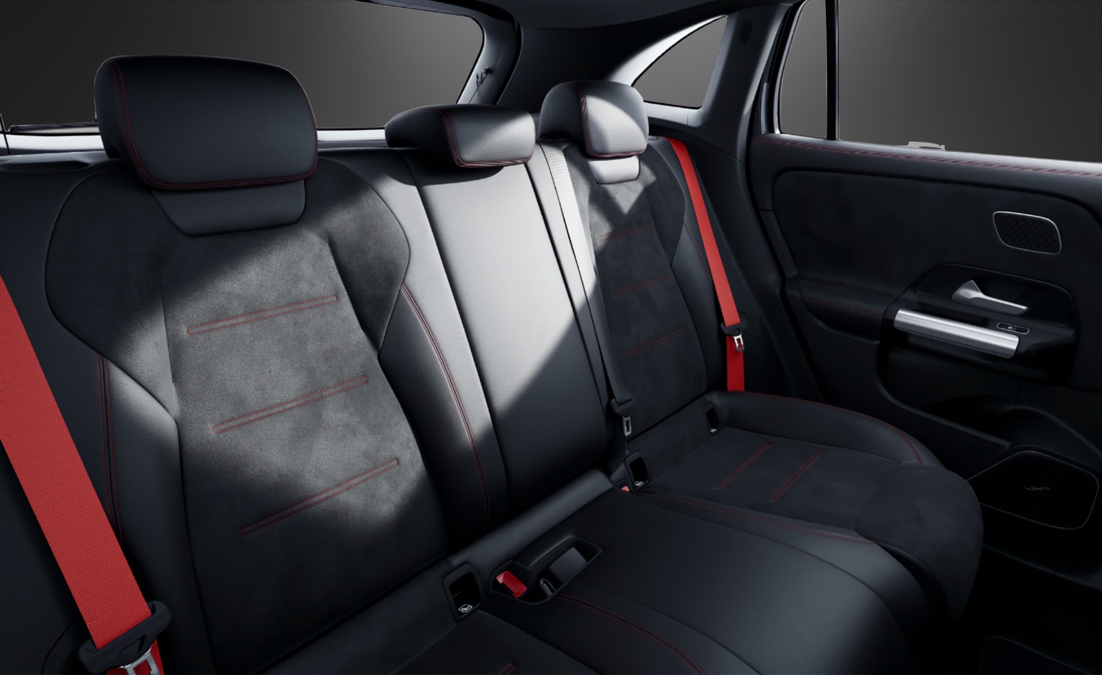 MERCEDES-BENZ GLA AMG 35 4Matic 8G-DCT-image-9