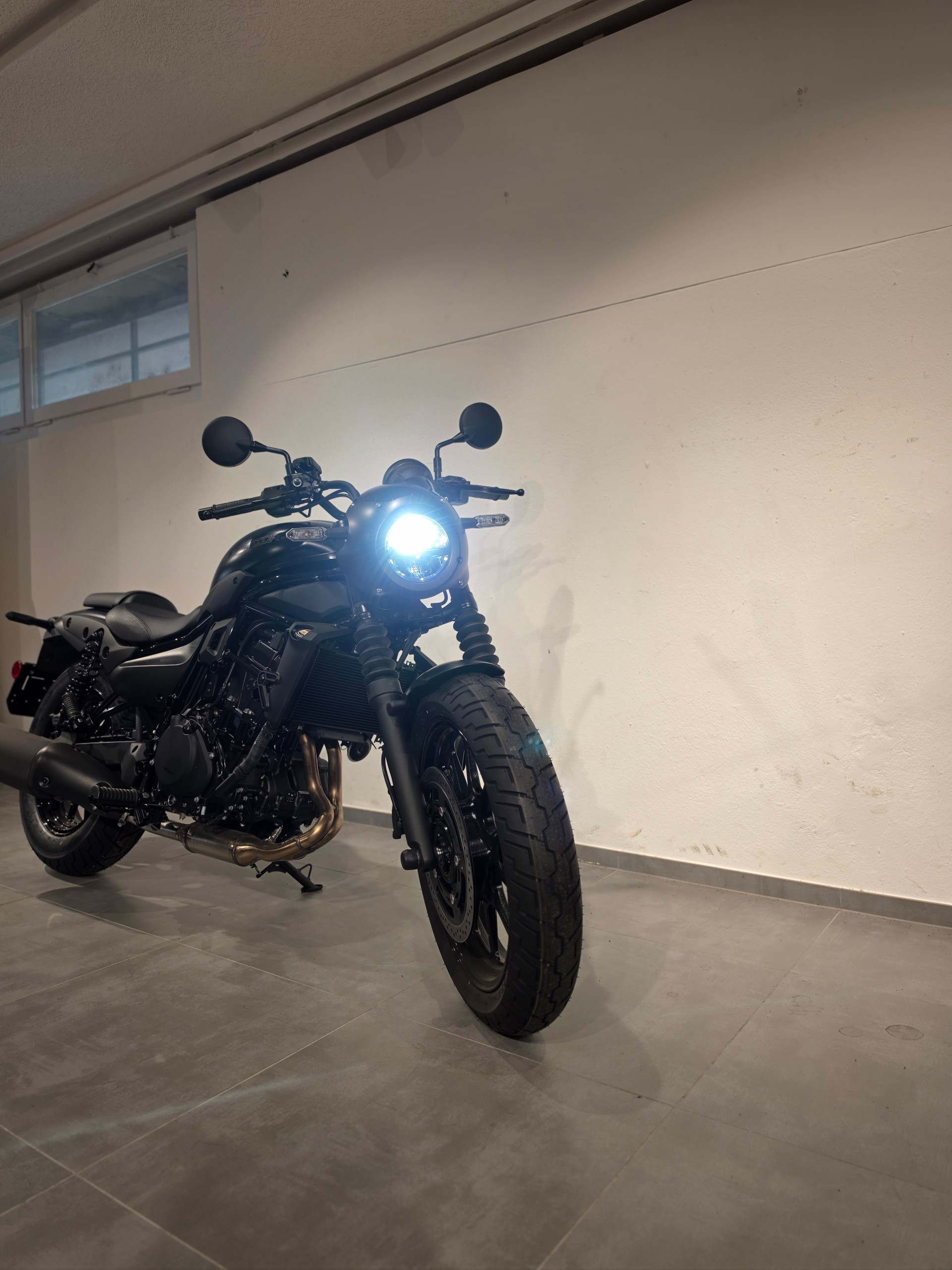 KAWASAKI Eliminator 500 SE-showroom-element-1