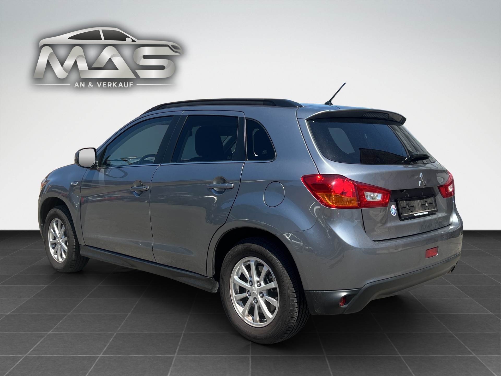 MITSUBISHI ASX 2.2 DID Navigator 4WD Automatic-image-1