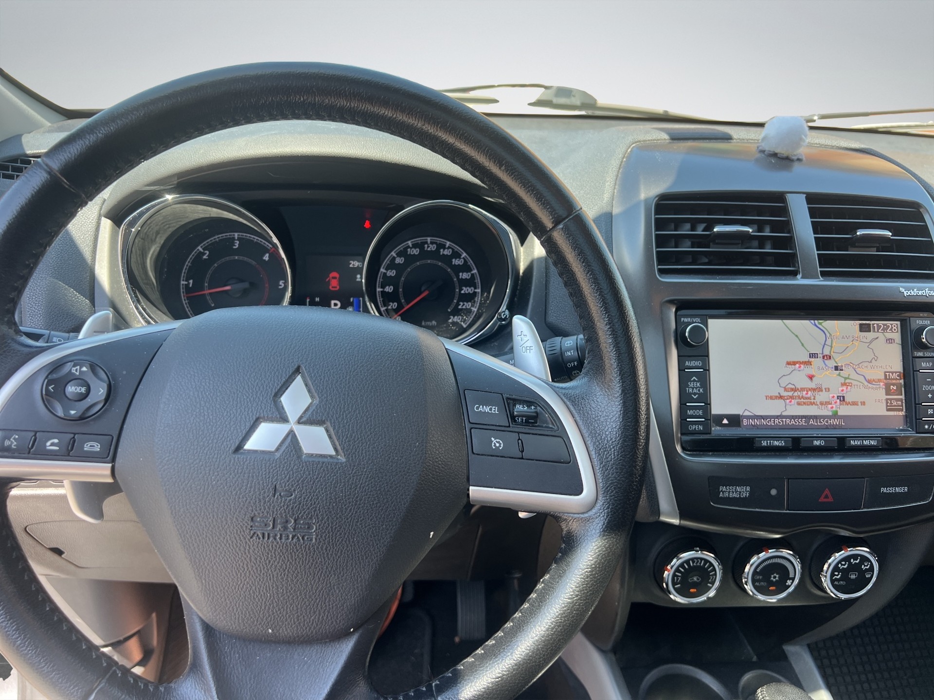 MITSUBISHI ASX 2.2 DID Navigator 4WD Automatic-image-3