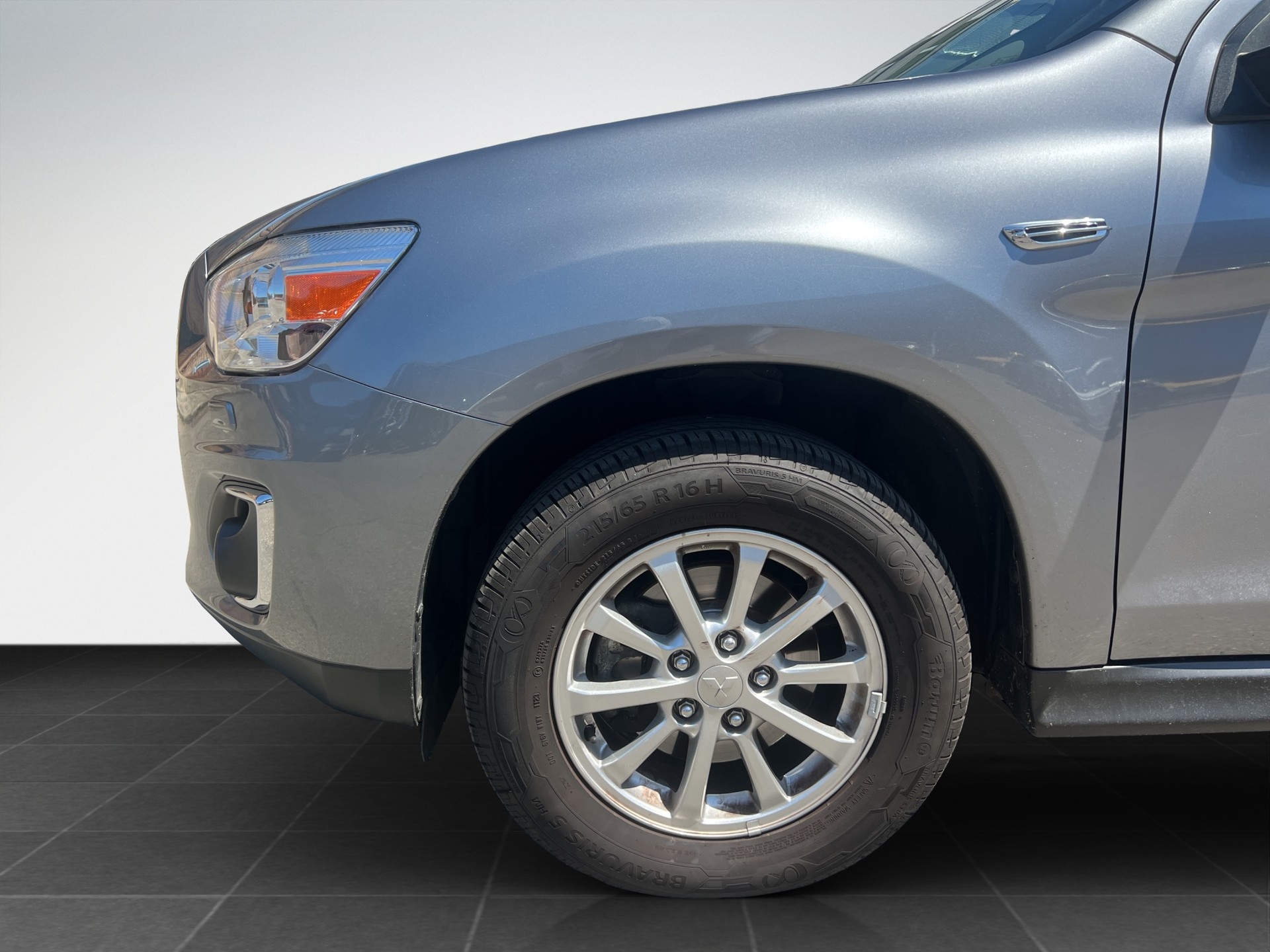MITSUBISHI ASX 2.2 DID Navigator 4WD Automatic-image-5