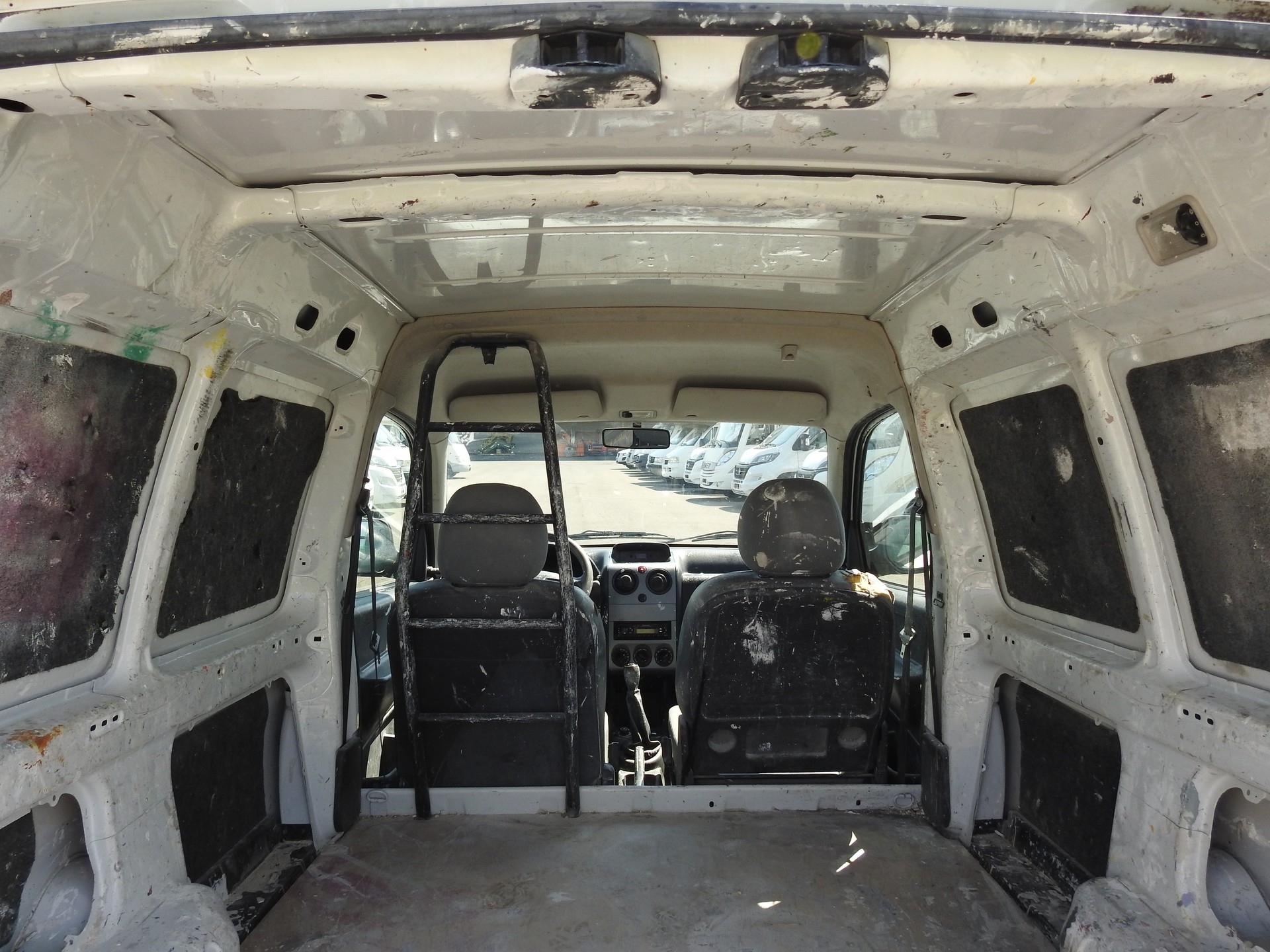 CITROEN Berlingo 1.4 600-image-10