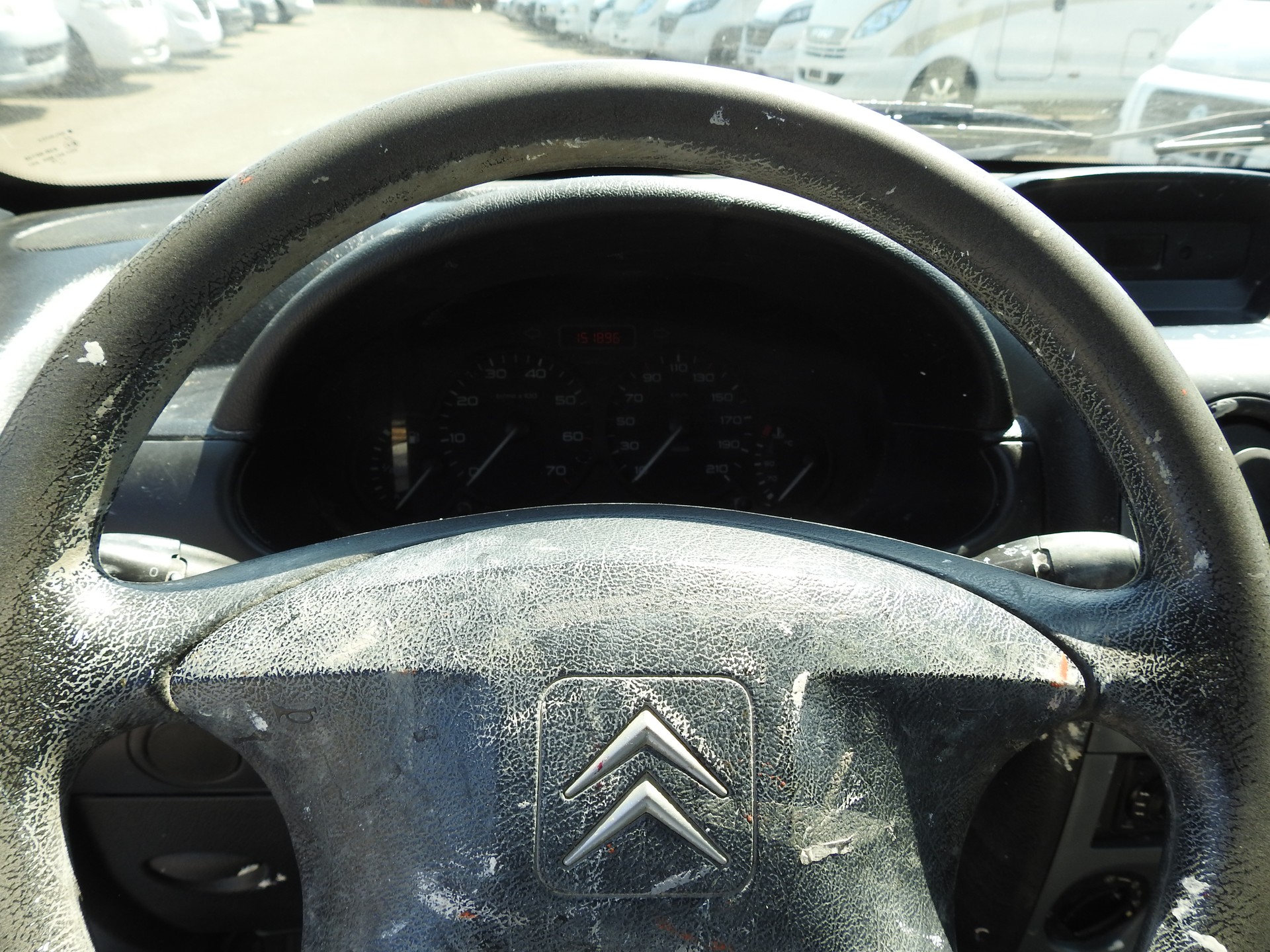 CITROEN Berlingo 1.4 600-image-21