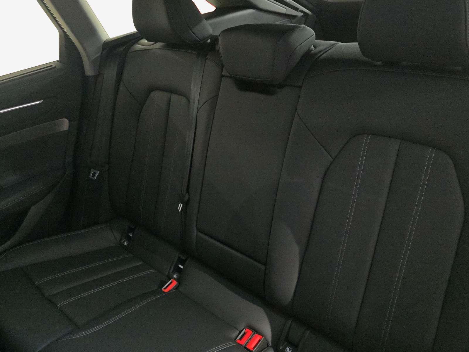 AUDI A6 Avant TDI quattro 150 kW S tronic-image-11