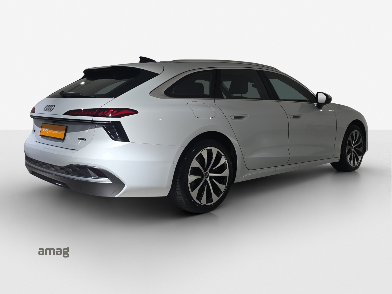 AUDI A6 Avant TDI quattro 150 kW S tronic-image-4