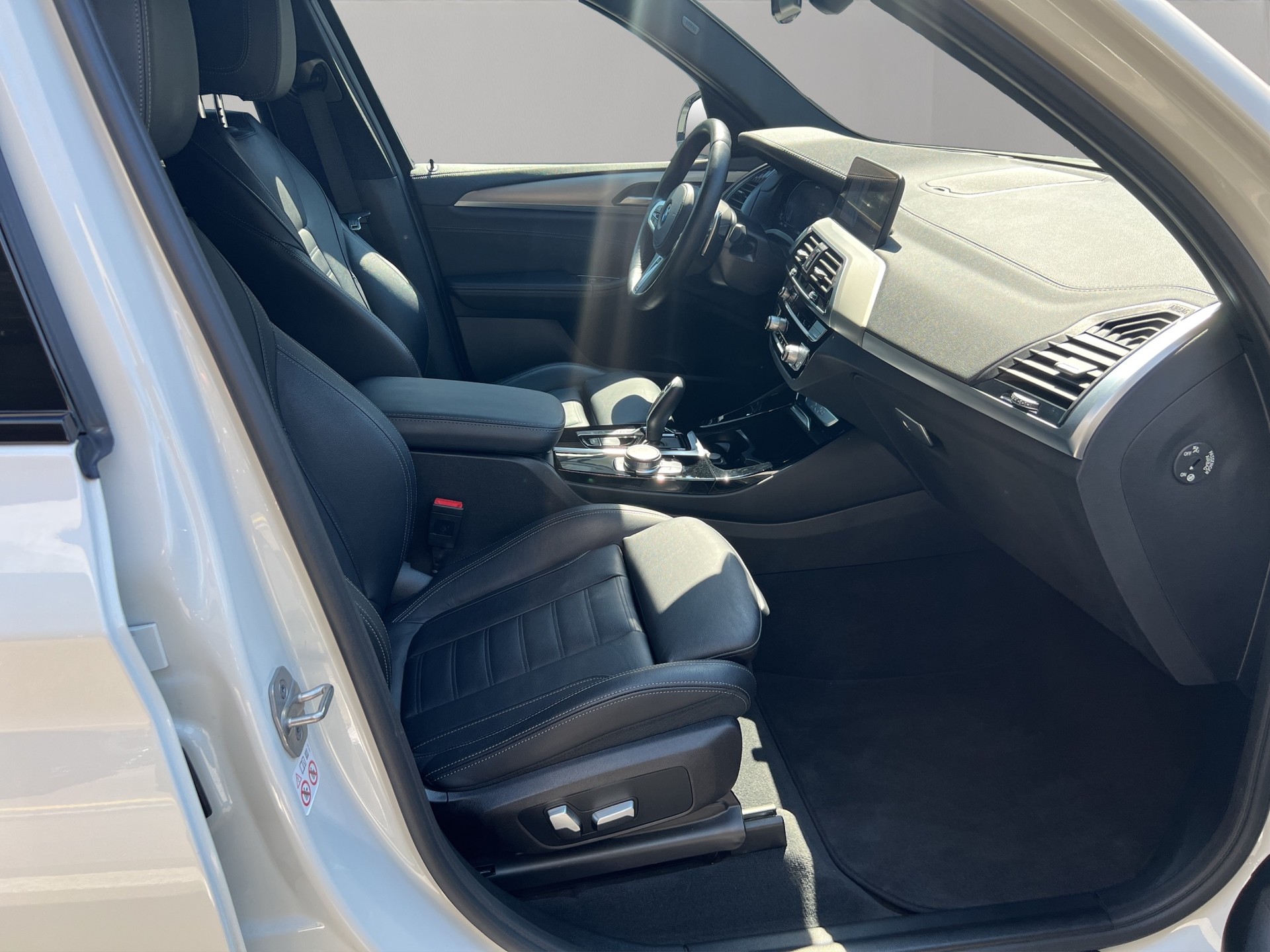 BMW X3 xDrive 30e Pure M Sport-image-21
