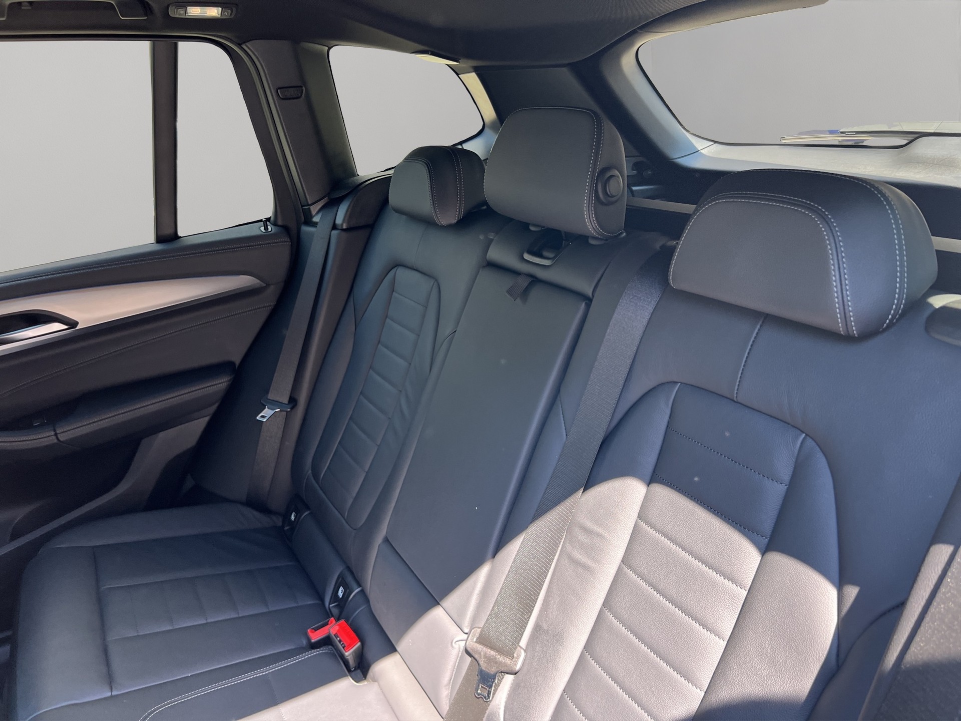 BMW X3 xDrive 30e Pure M Sport-image-19